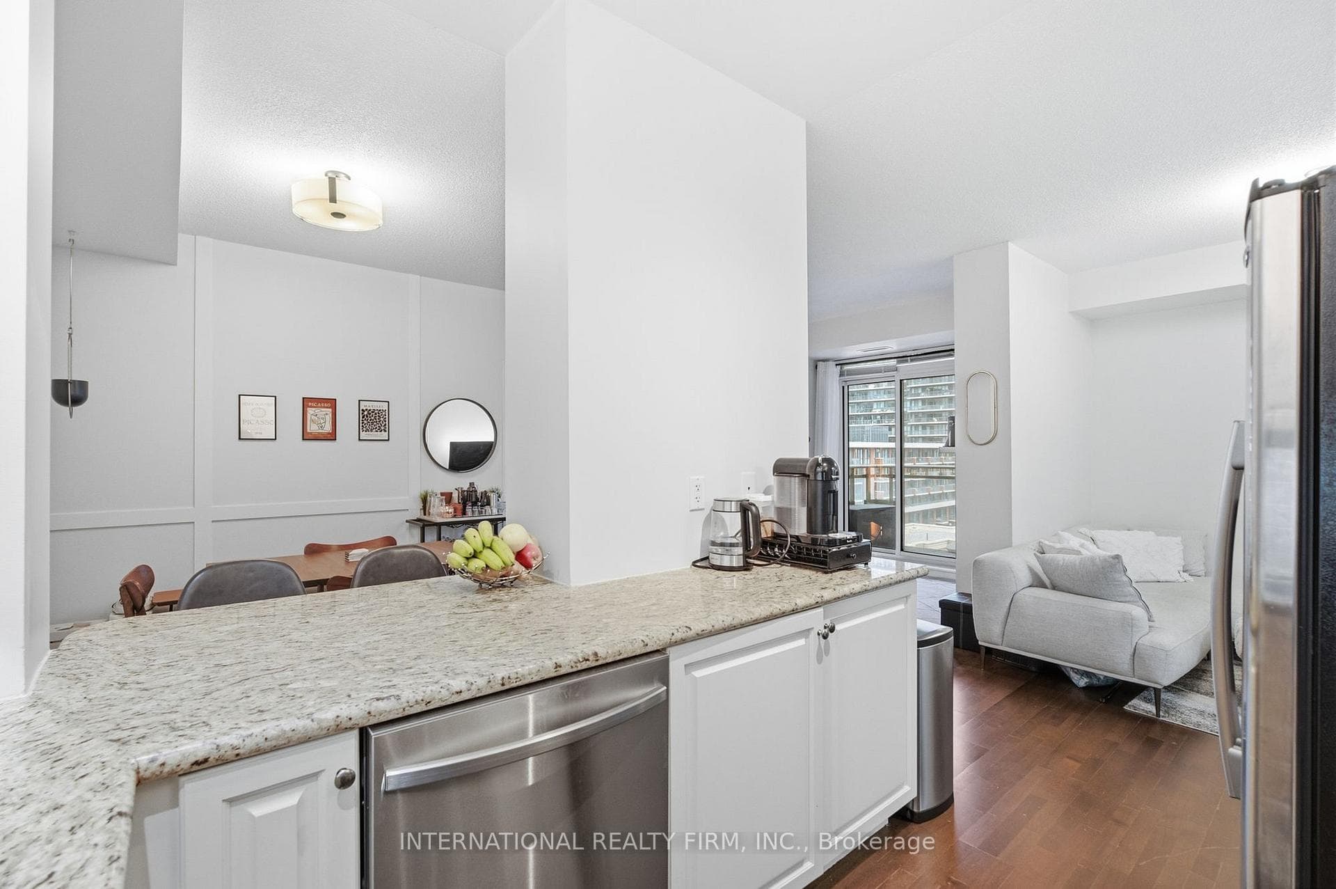 628 Fleet Street Unit 711 photo 11