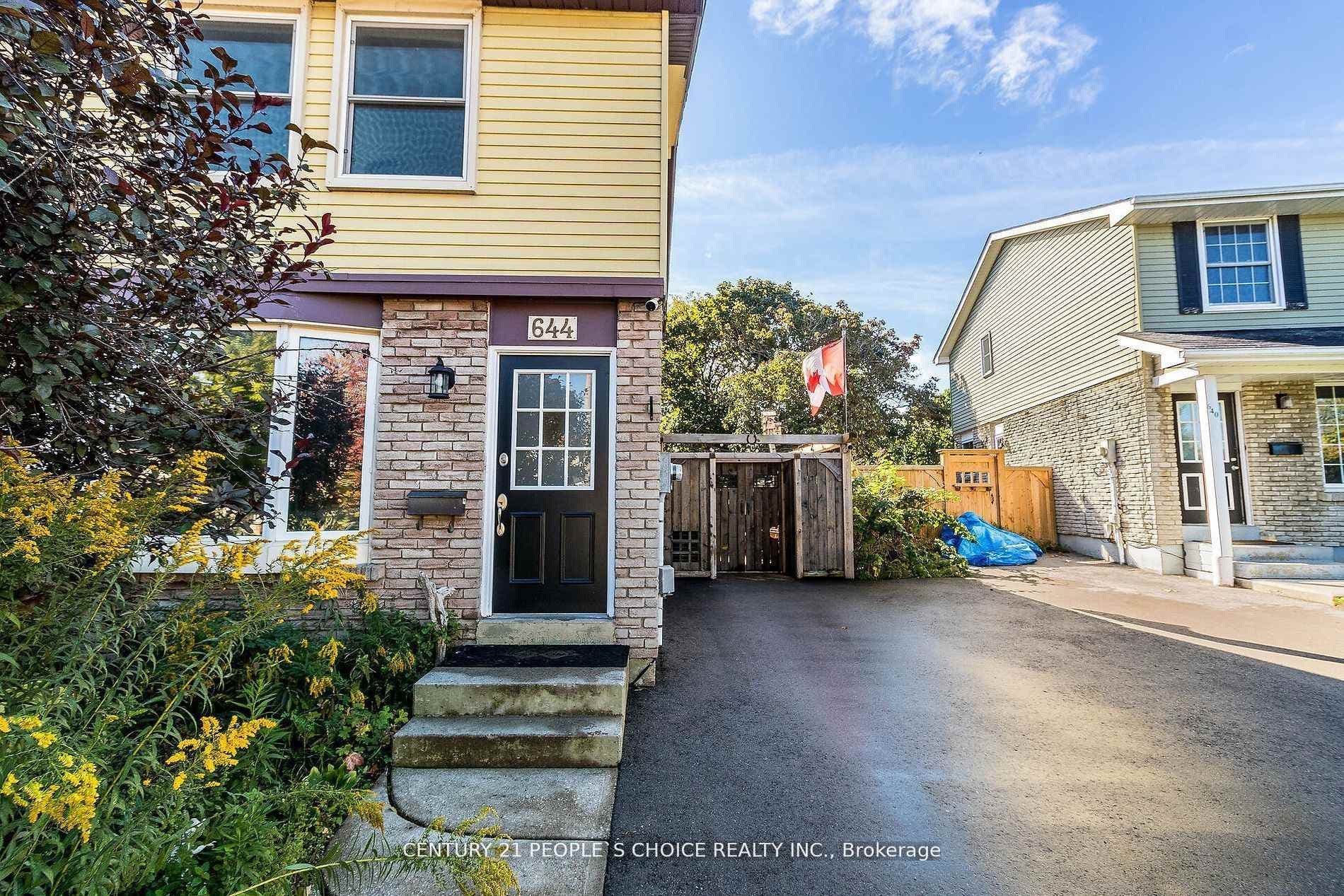 644 Balsam Crescent photo 4