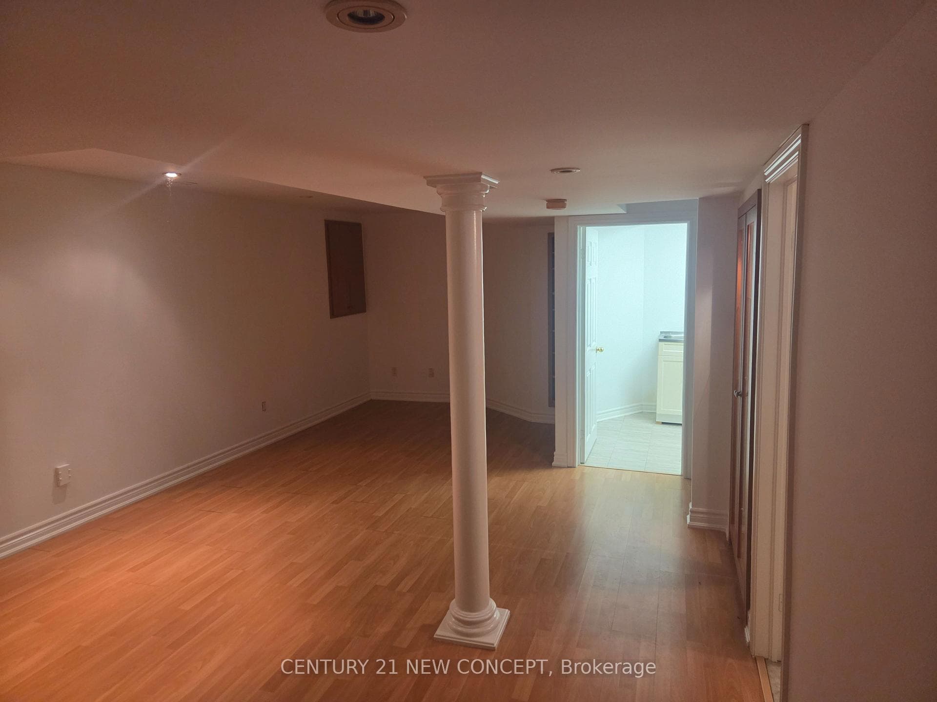 74 Dunsmore Crescent photo 39