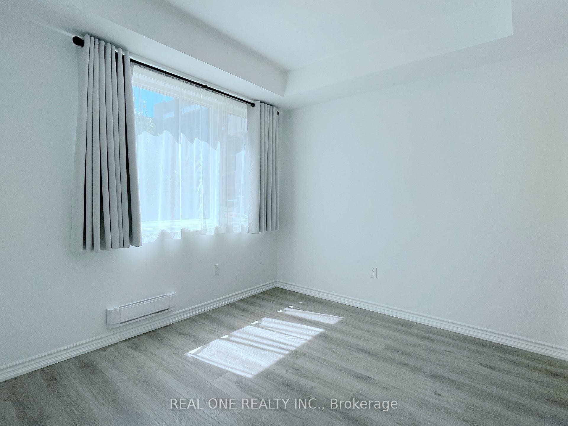 ground floor 4th bedroom