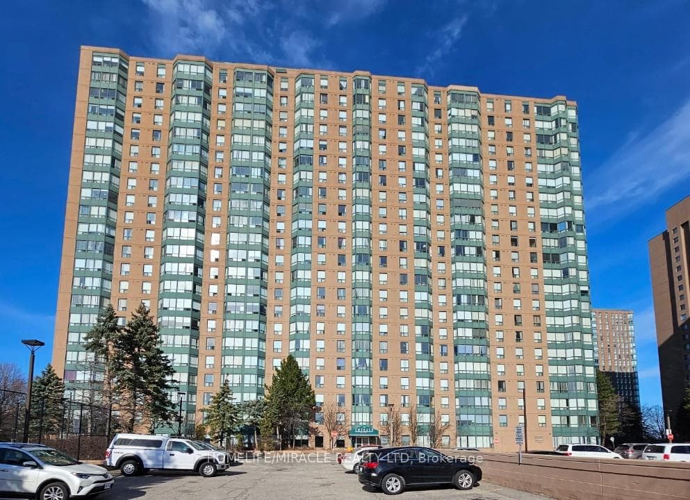 135 Hillcrest Avenue Unit PH3 photo 1