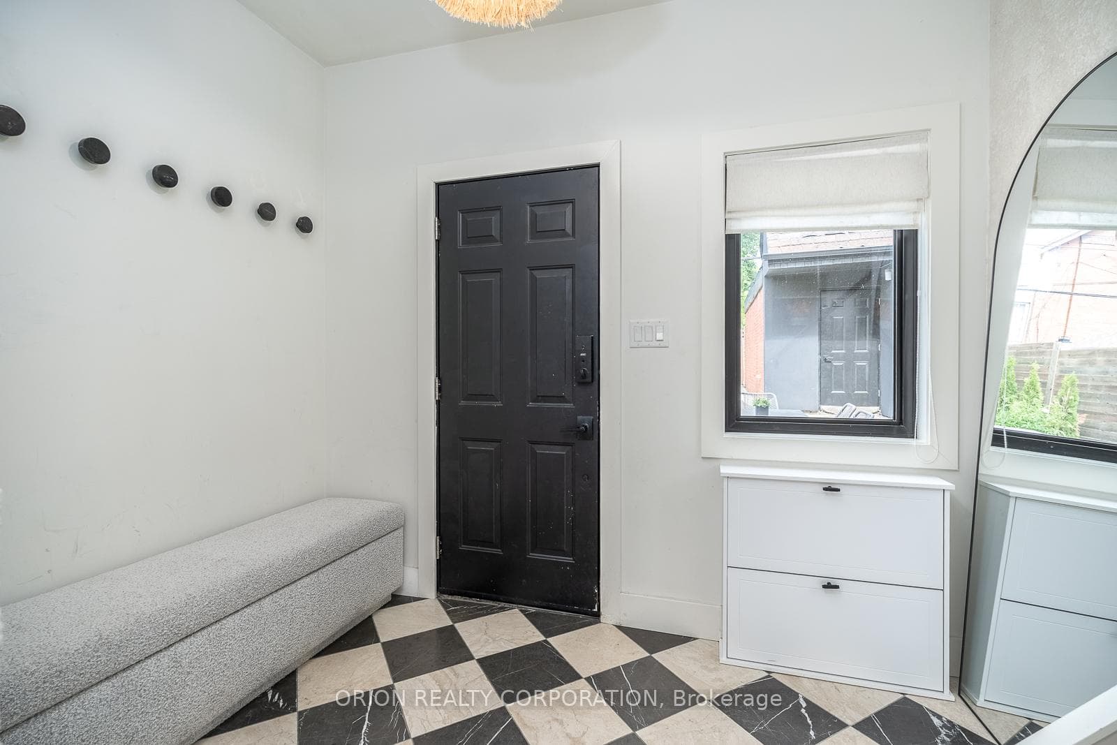 185 Glenholme Avenue photo 38