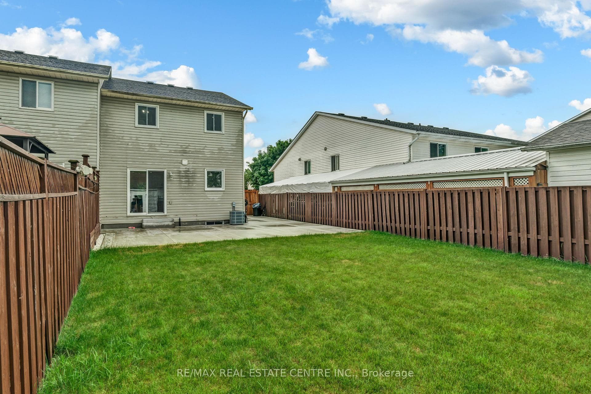 5763 Hemlock Street photo 31