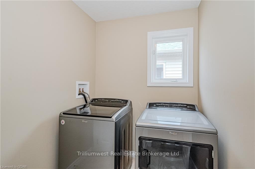 113 DRENTERS Court photo 32