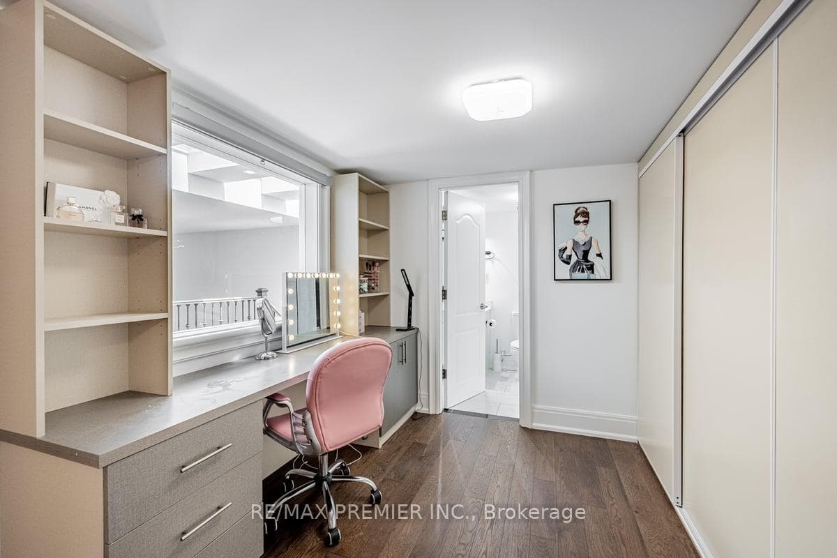 29 Millburn Drive photo 27