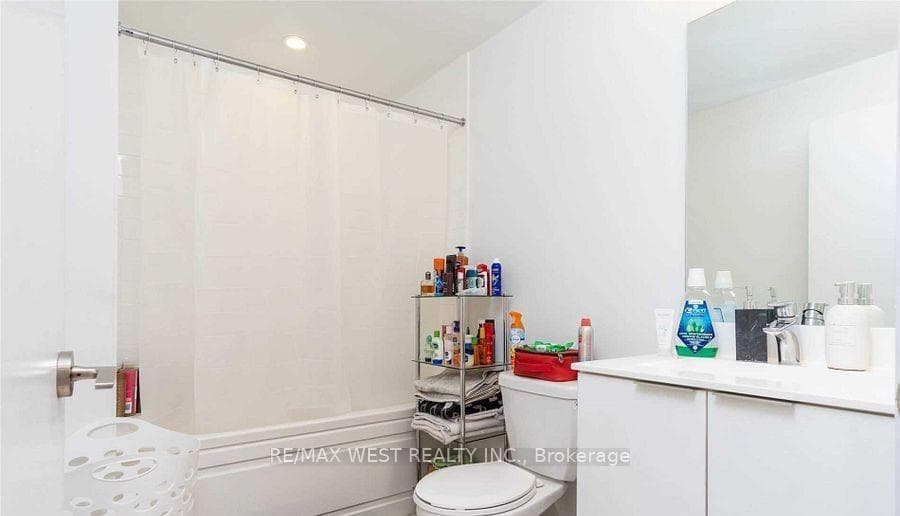 30 Shore Breeze Drive Unit 5111 photo 7