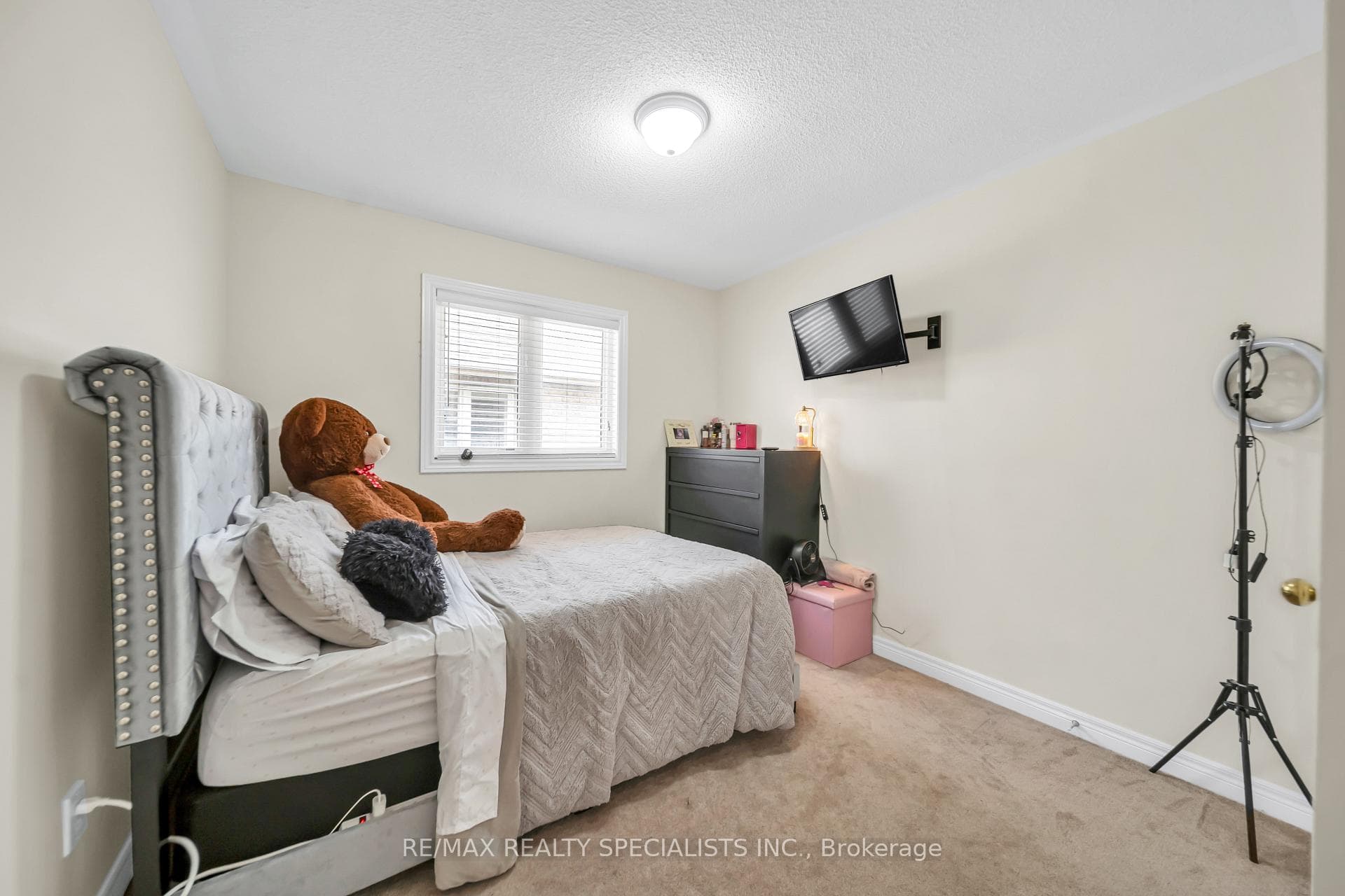 1328 Rolph Terrace photo 16