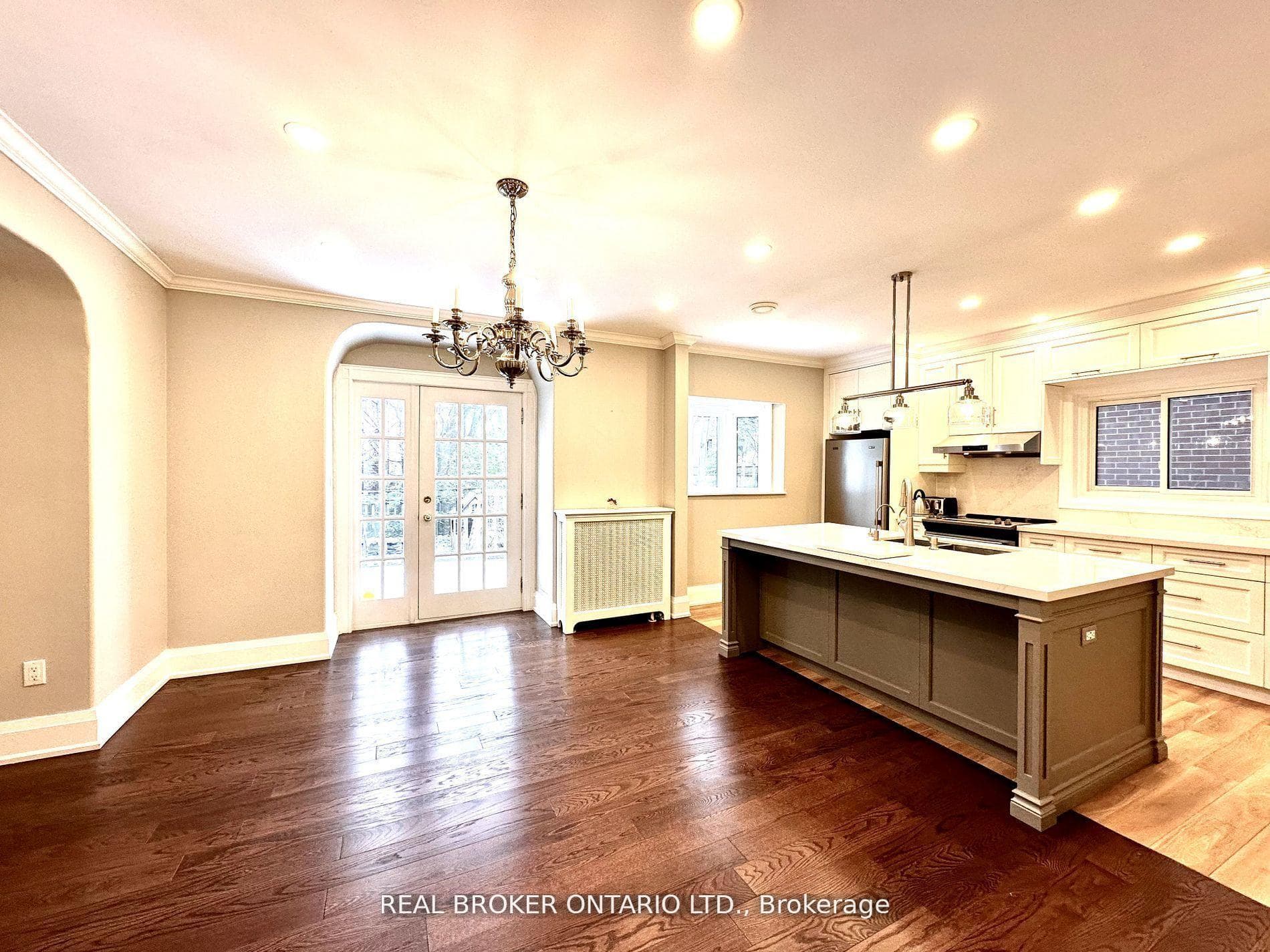 25 Cheritan Avenue photo 2