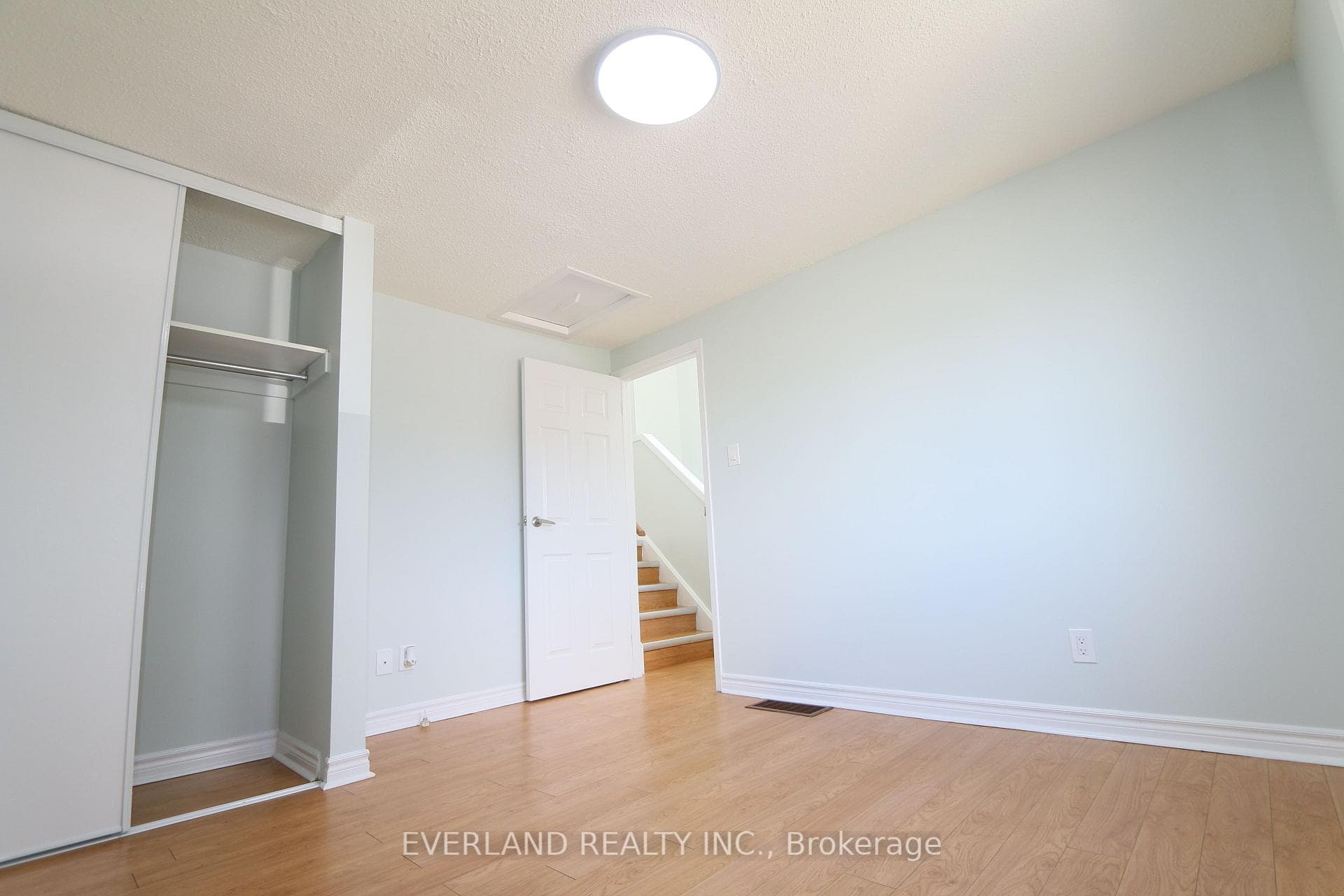 63 Treetops Court photo 30