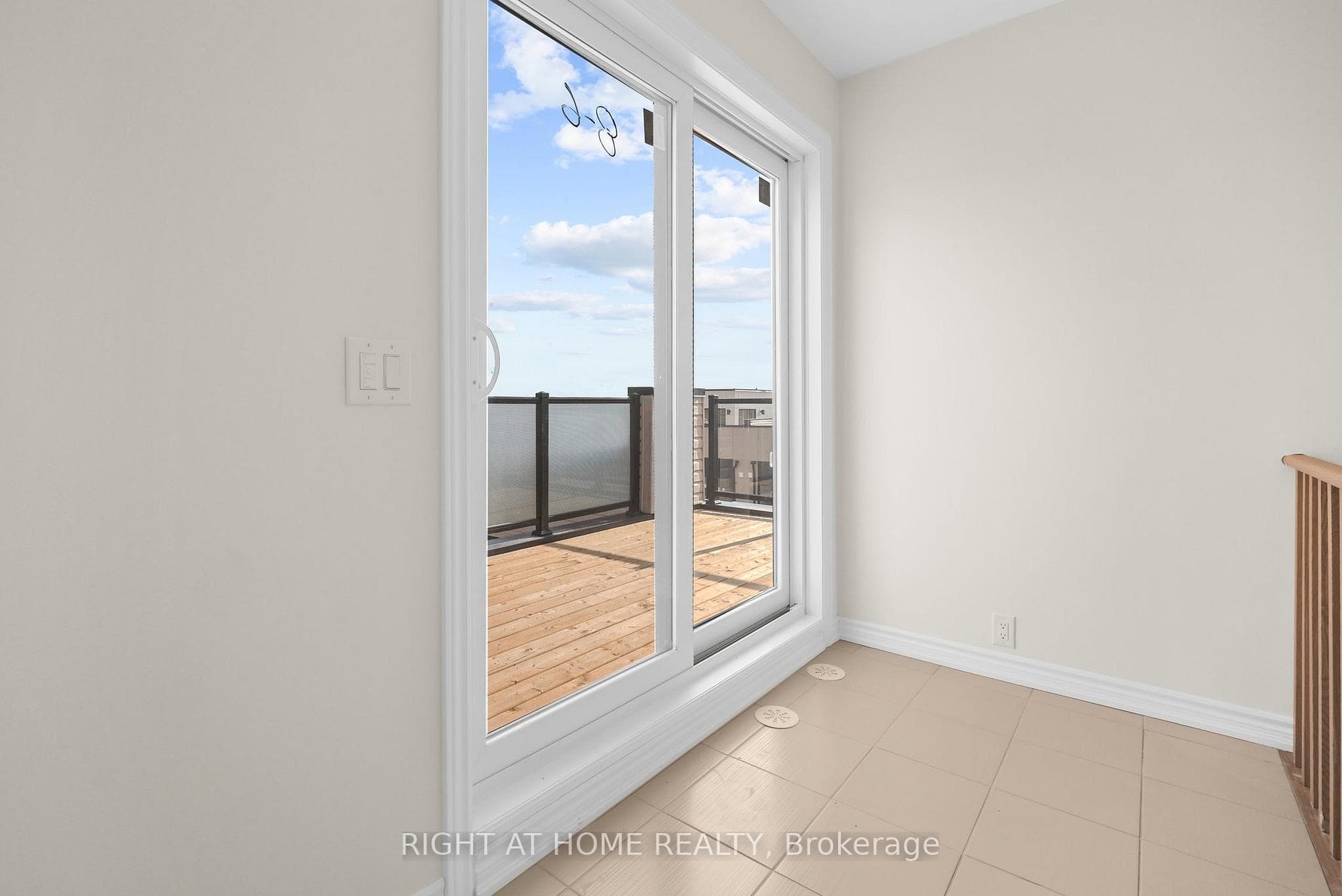 13 Gothenburg Lane photo 36