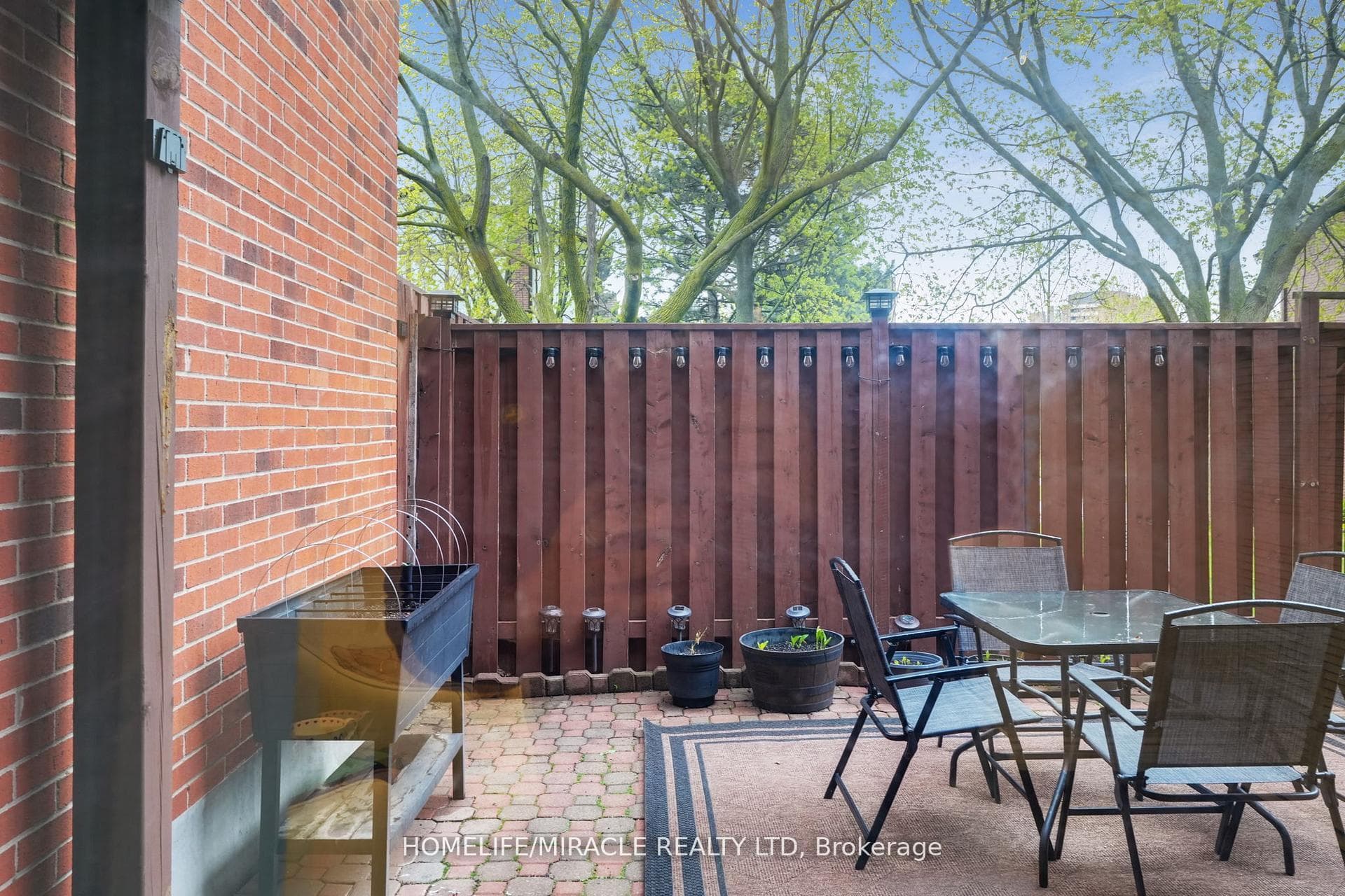4165 Fieldgate Drive Unit 32 photo 35