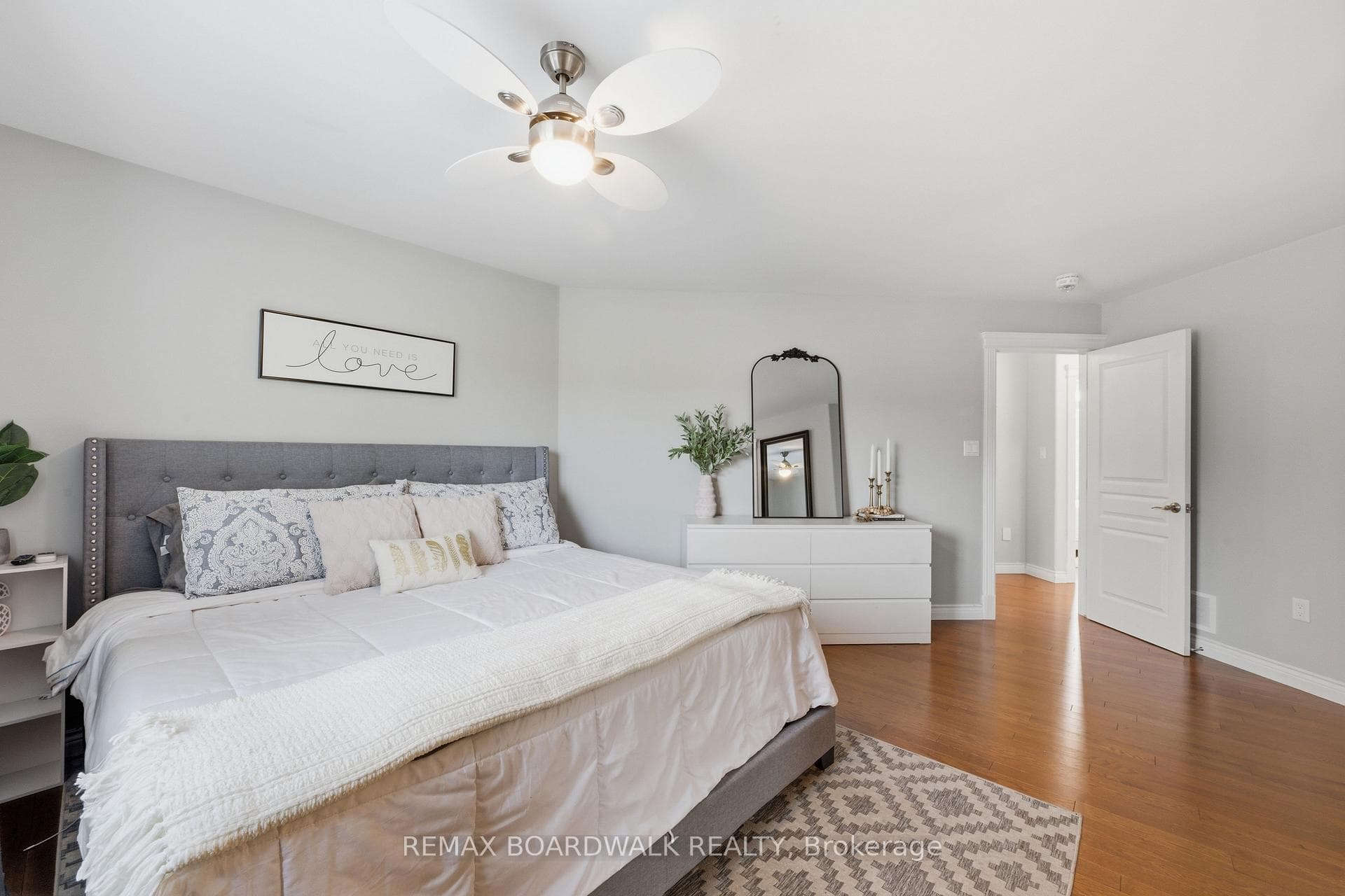 17 Albert Street photo 33