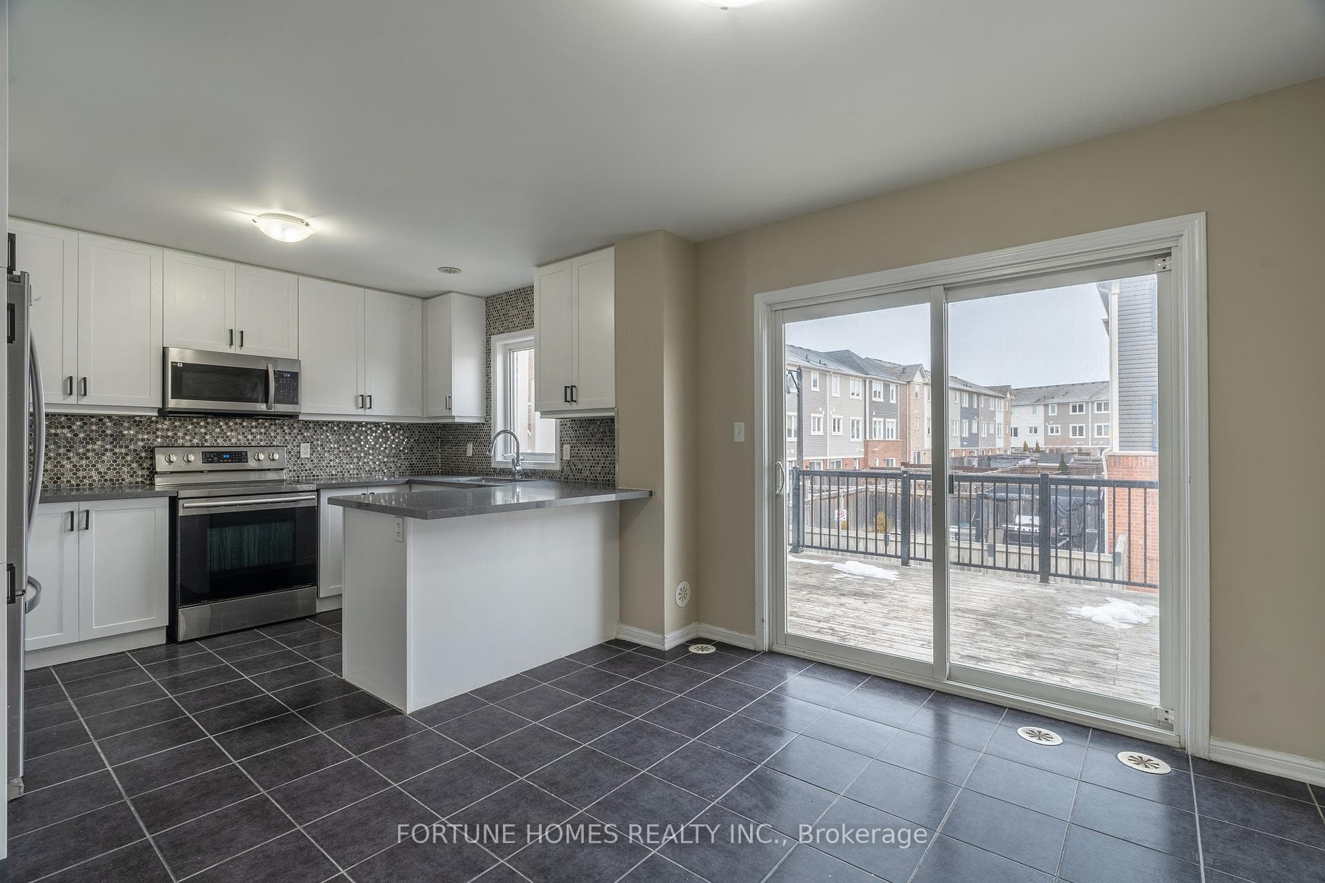44 Ganton Heights photo 10