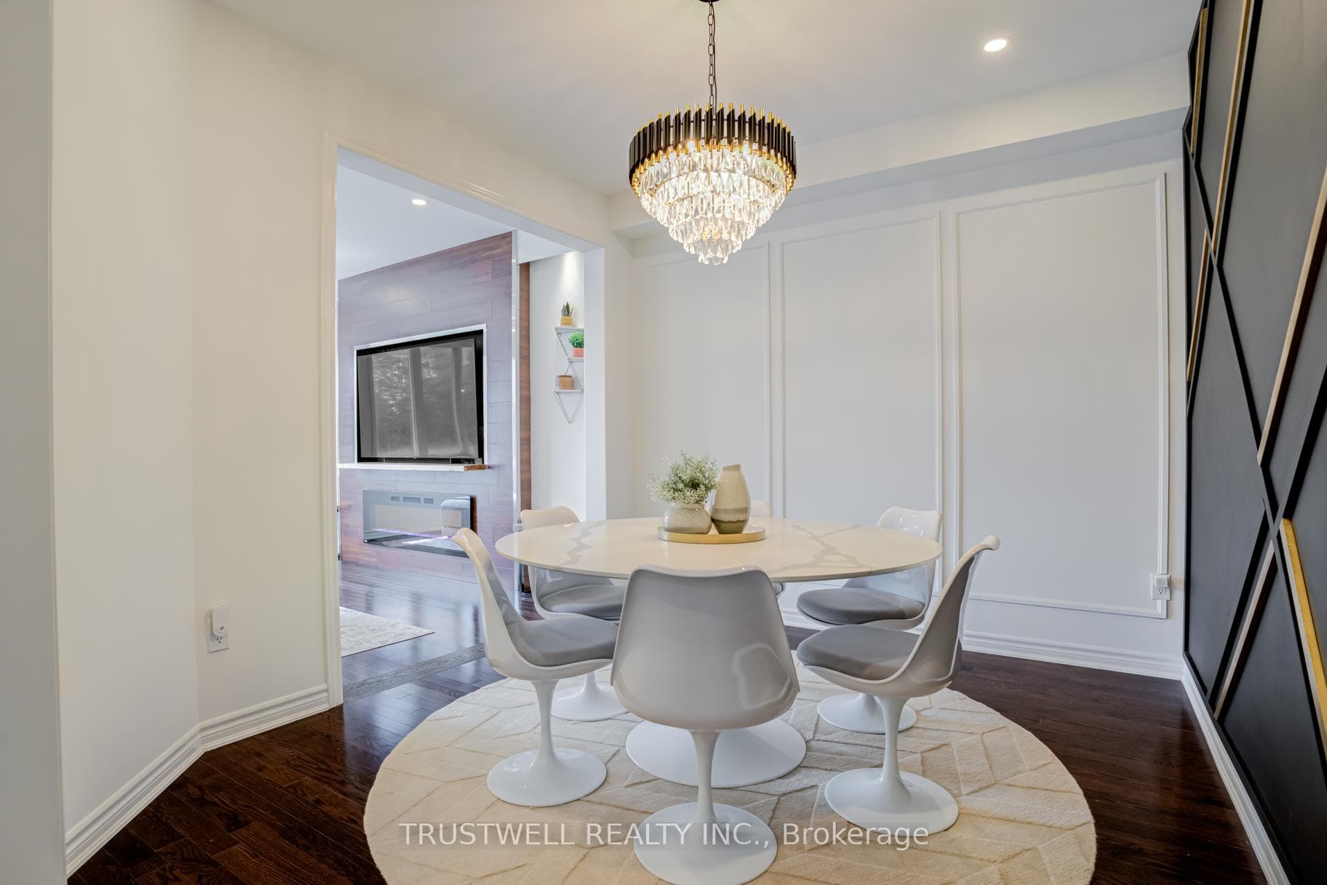 334 Trudeau Drive photo 12