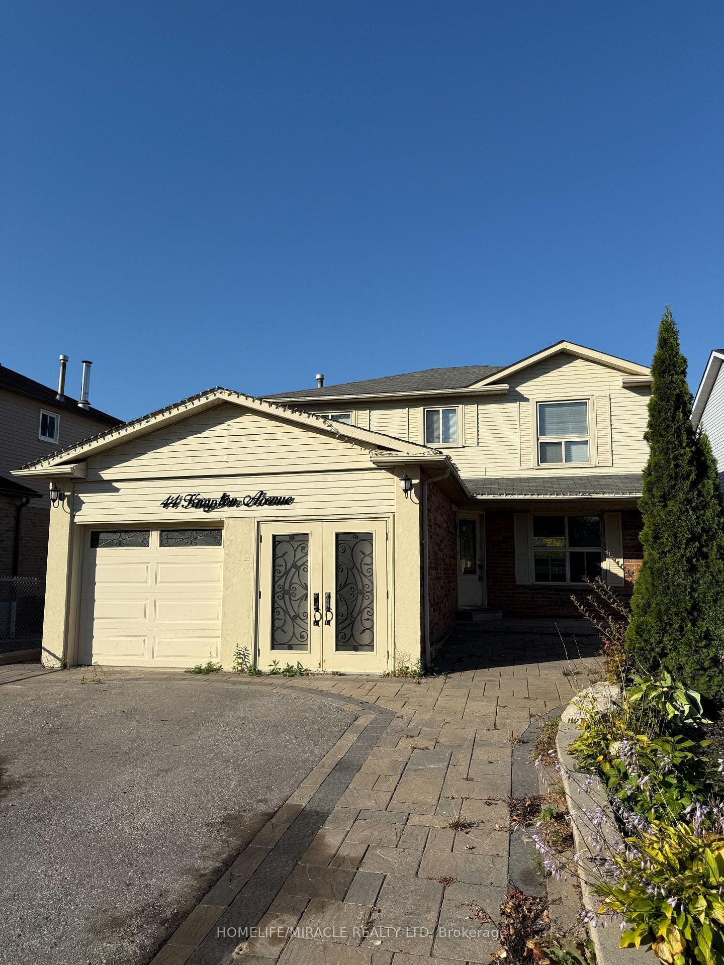 44 Knapton Avenue photo 1