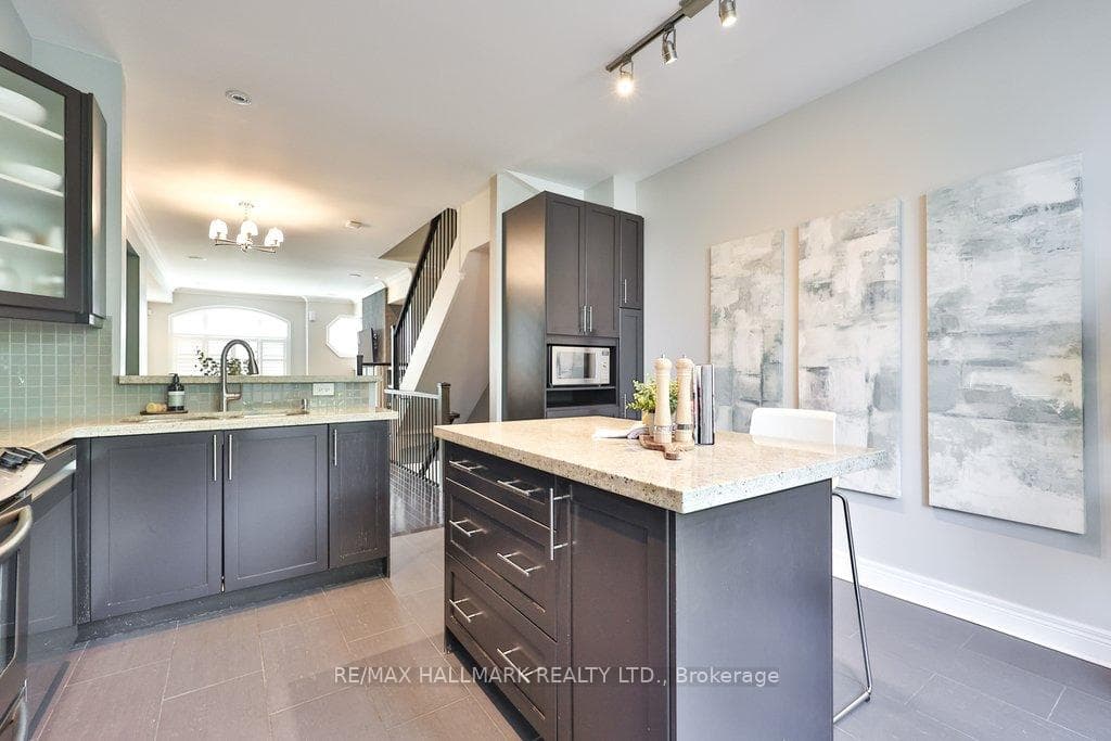 32 Lobo Mews photo 7