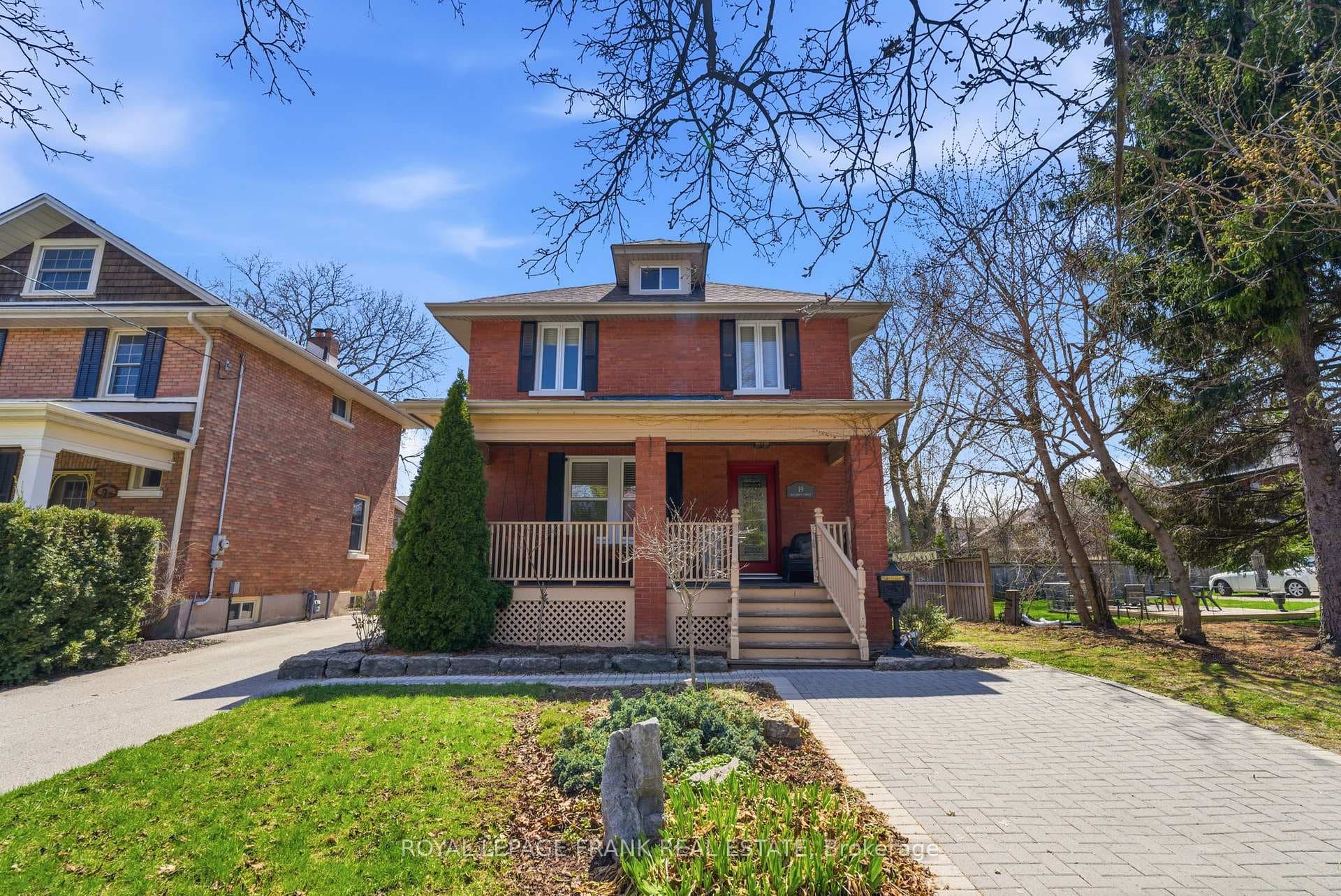 19 Hillcroft Street photo 1