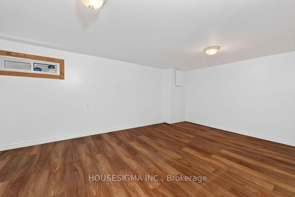 166 Southdale Road Unit 143 photo 19