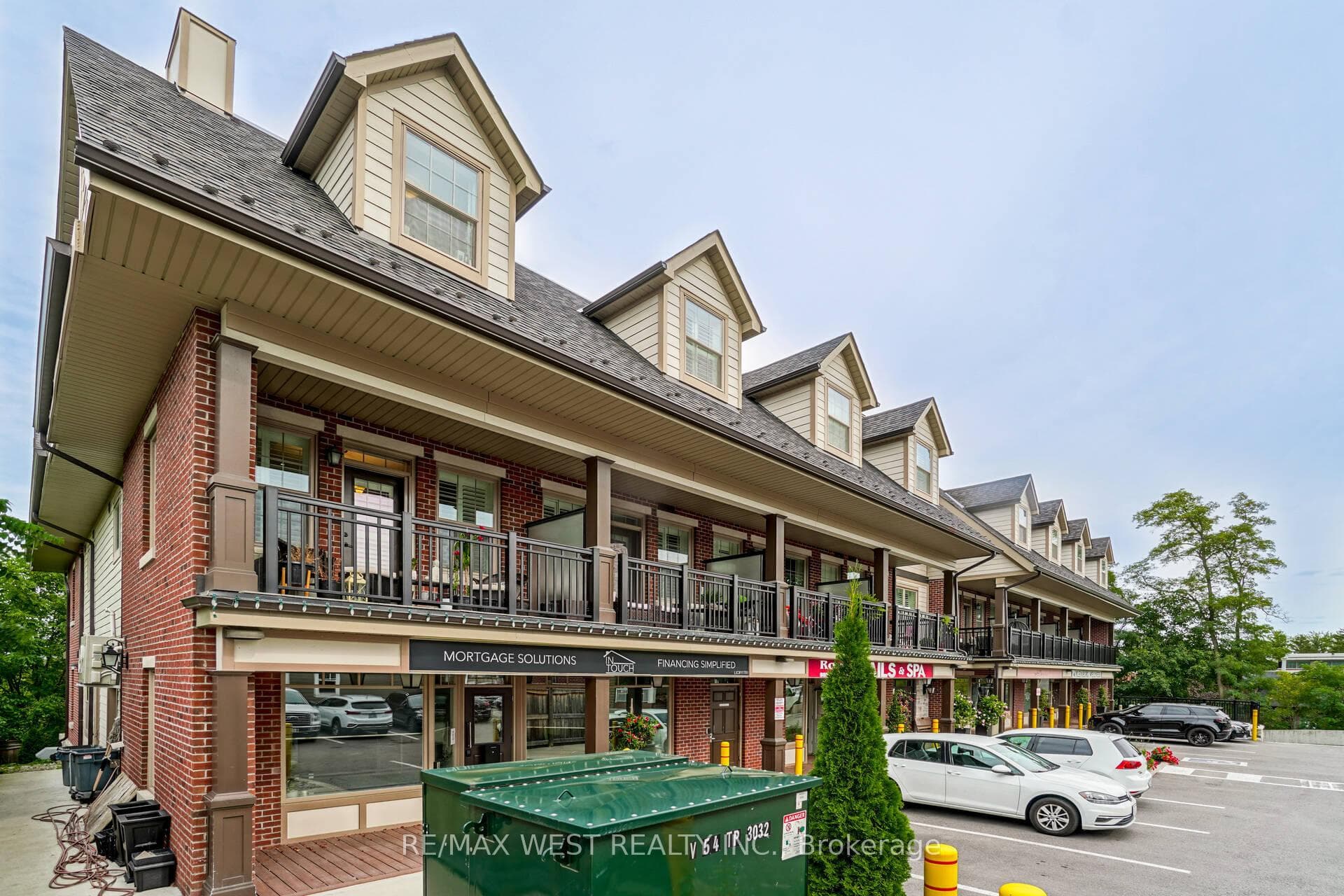 10425 Islington Avenue Unit 201 photo 3
