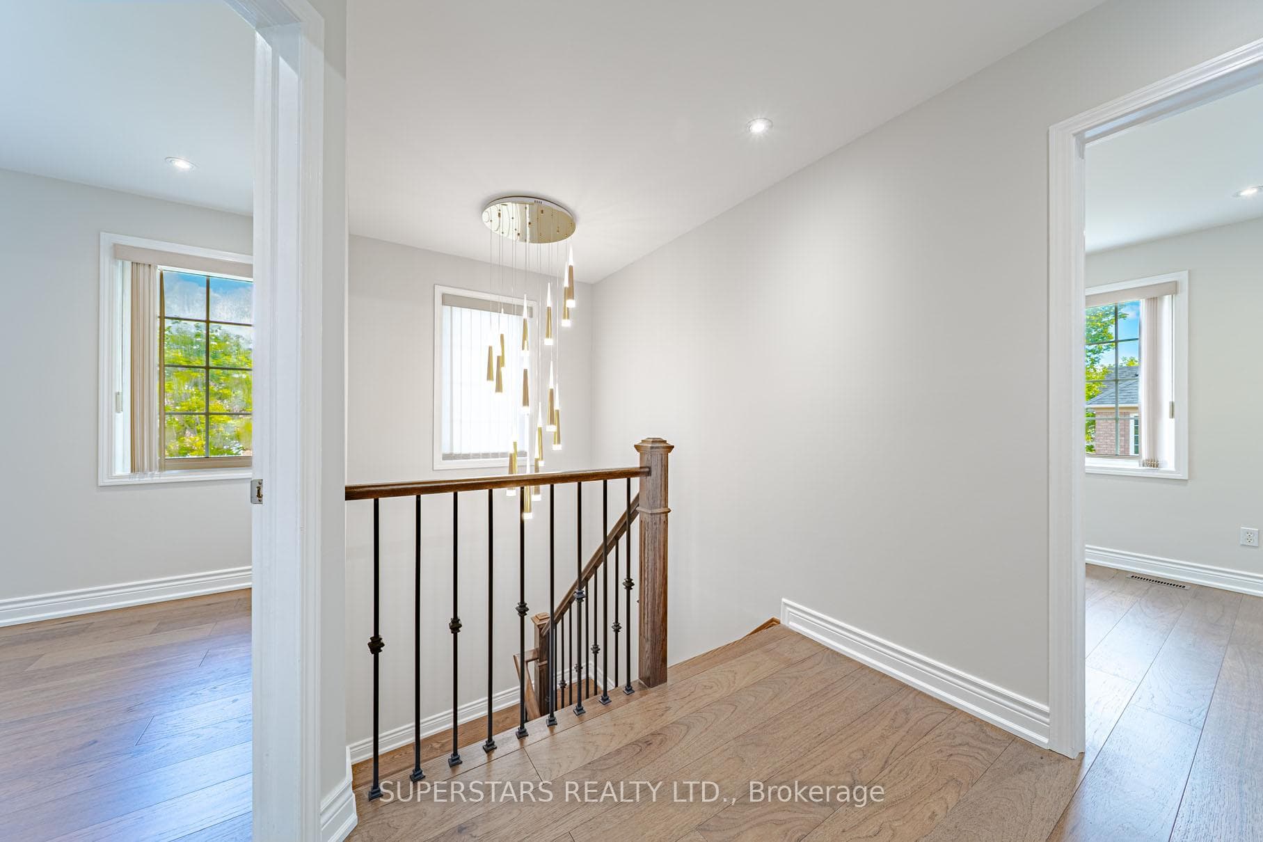 45 Tower Bridge Crescent photo 21