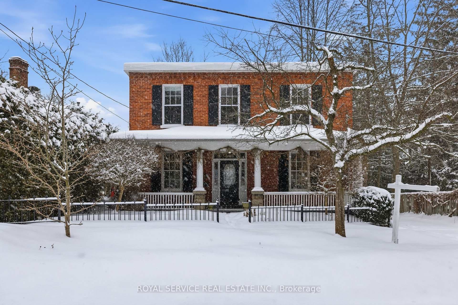 81 Pine Street photo 1