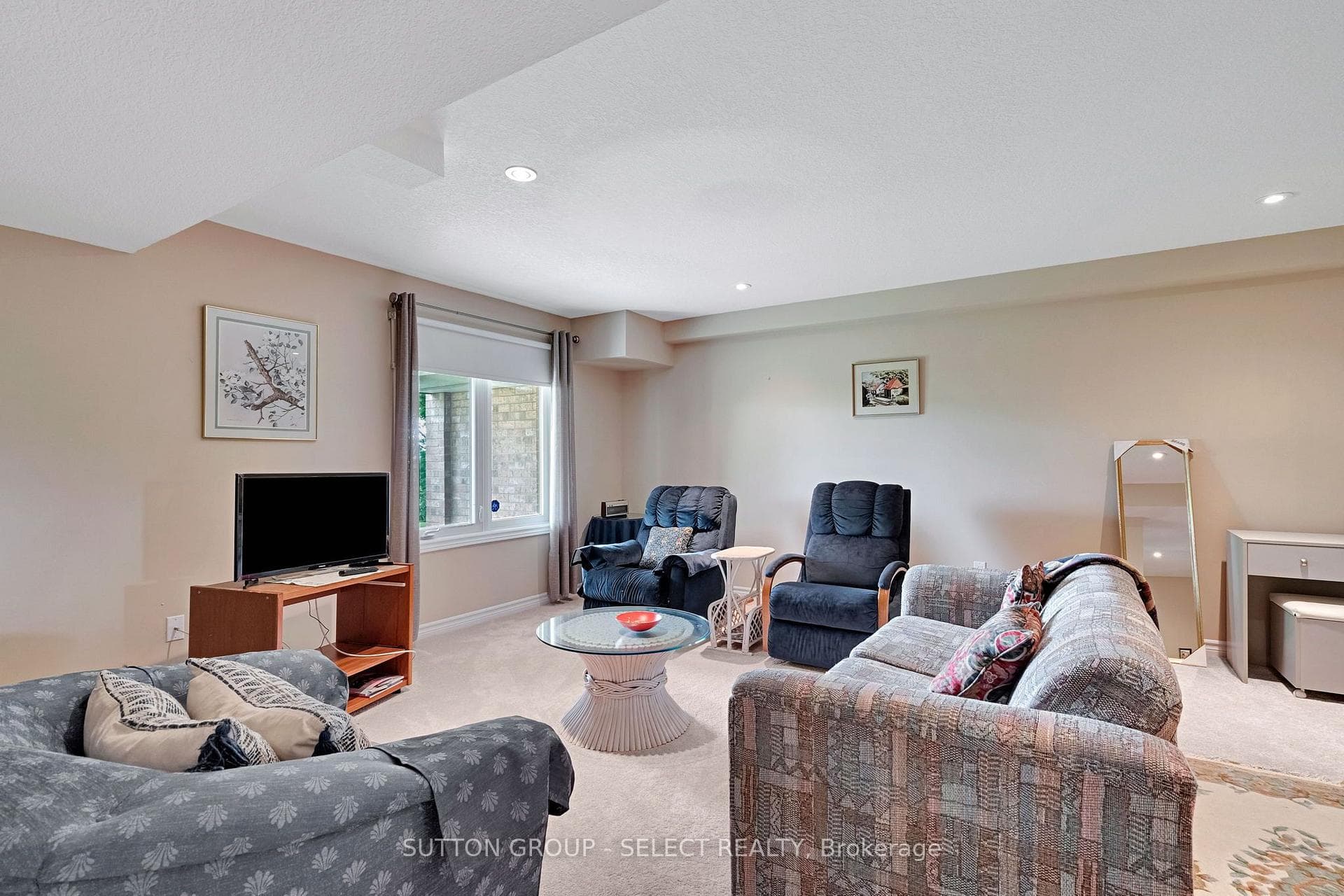 140 Mcgarrell Drive Unit 9 photo 33