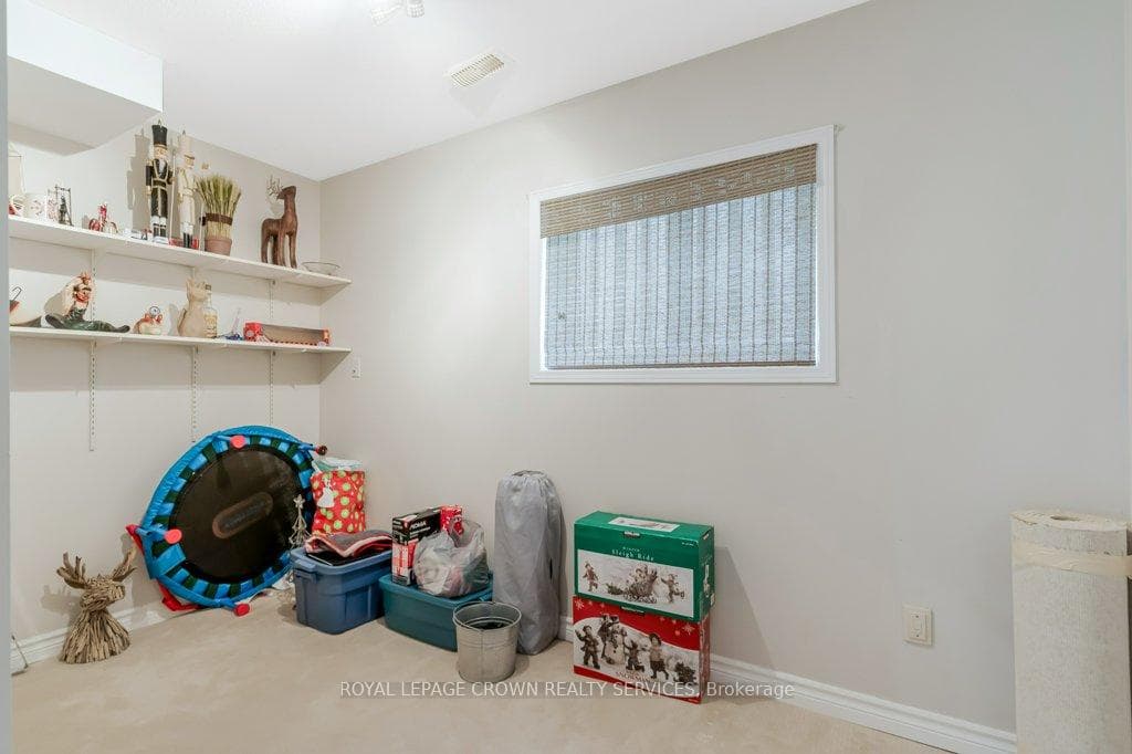 56 Dawn Crescent photo 29