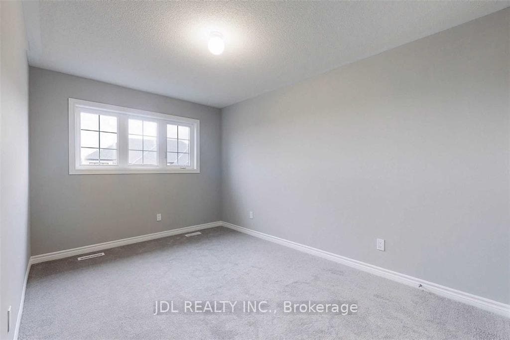 135 Closson Drive photo 29