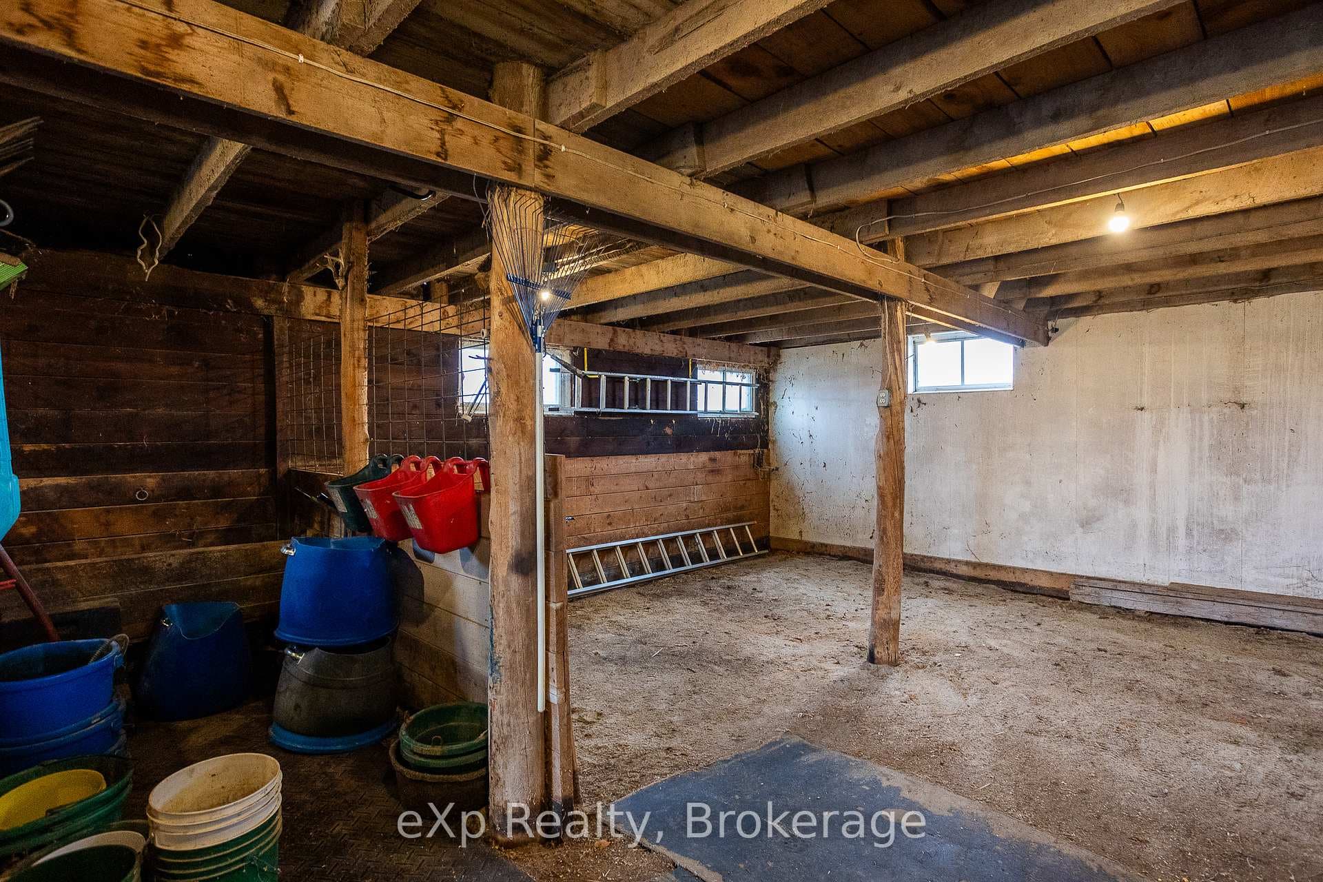 439607 Sydenham-Lakeshore Drive photo 34