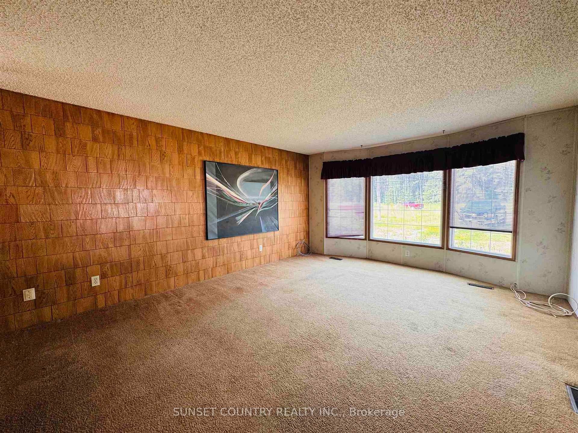 16740 17 Unit 74 photo 4