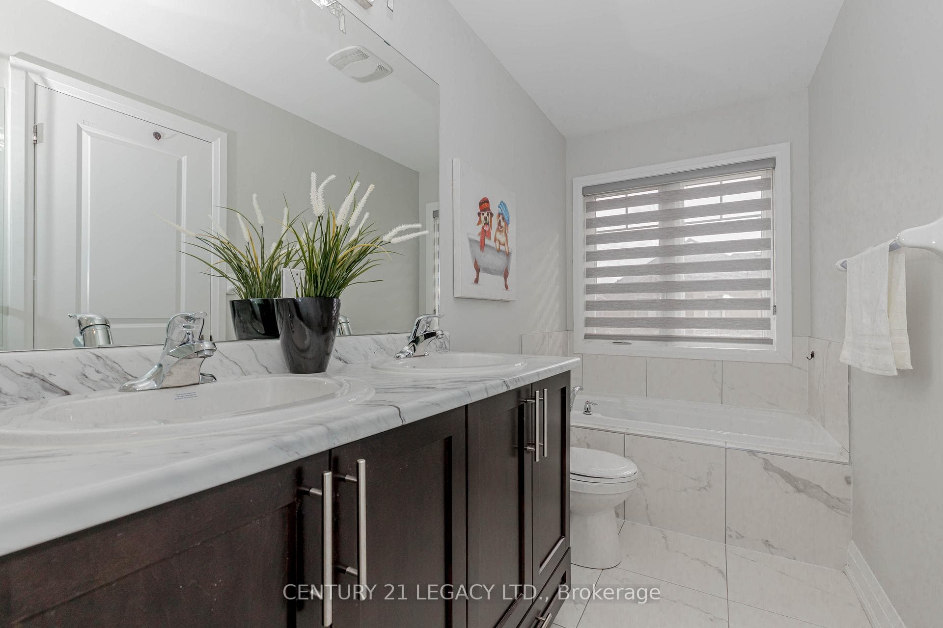 73 Brushwood Drive photo 24