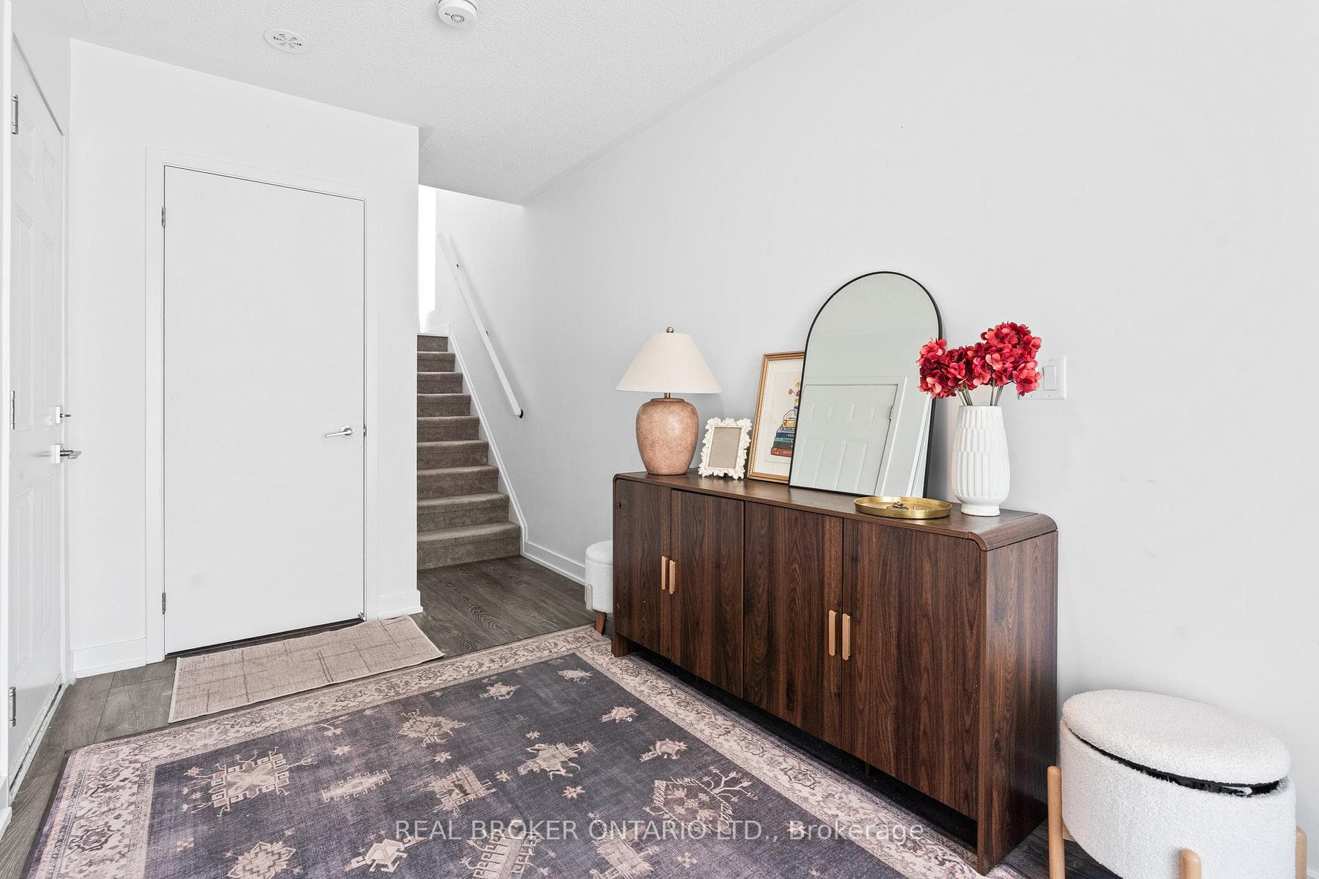 1121 Cooke Boulevard Unit 1 photo 4
