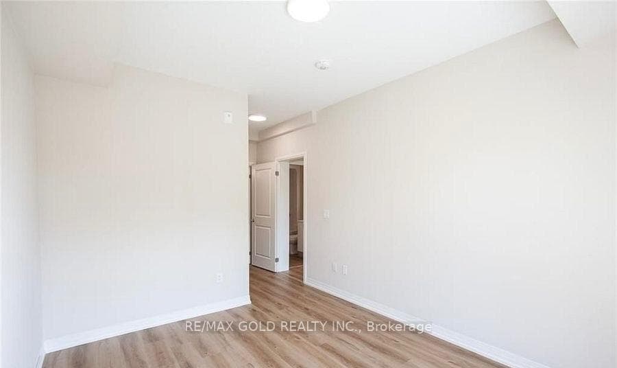 50 Herrick Avenue Unit GL10 photo 15