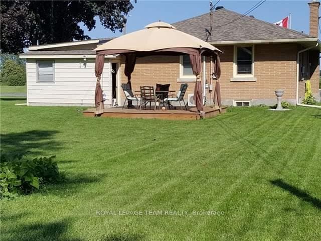 30 Elizabeth Drive photo 35