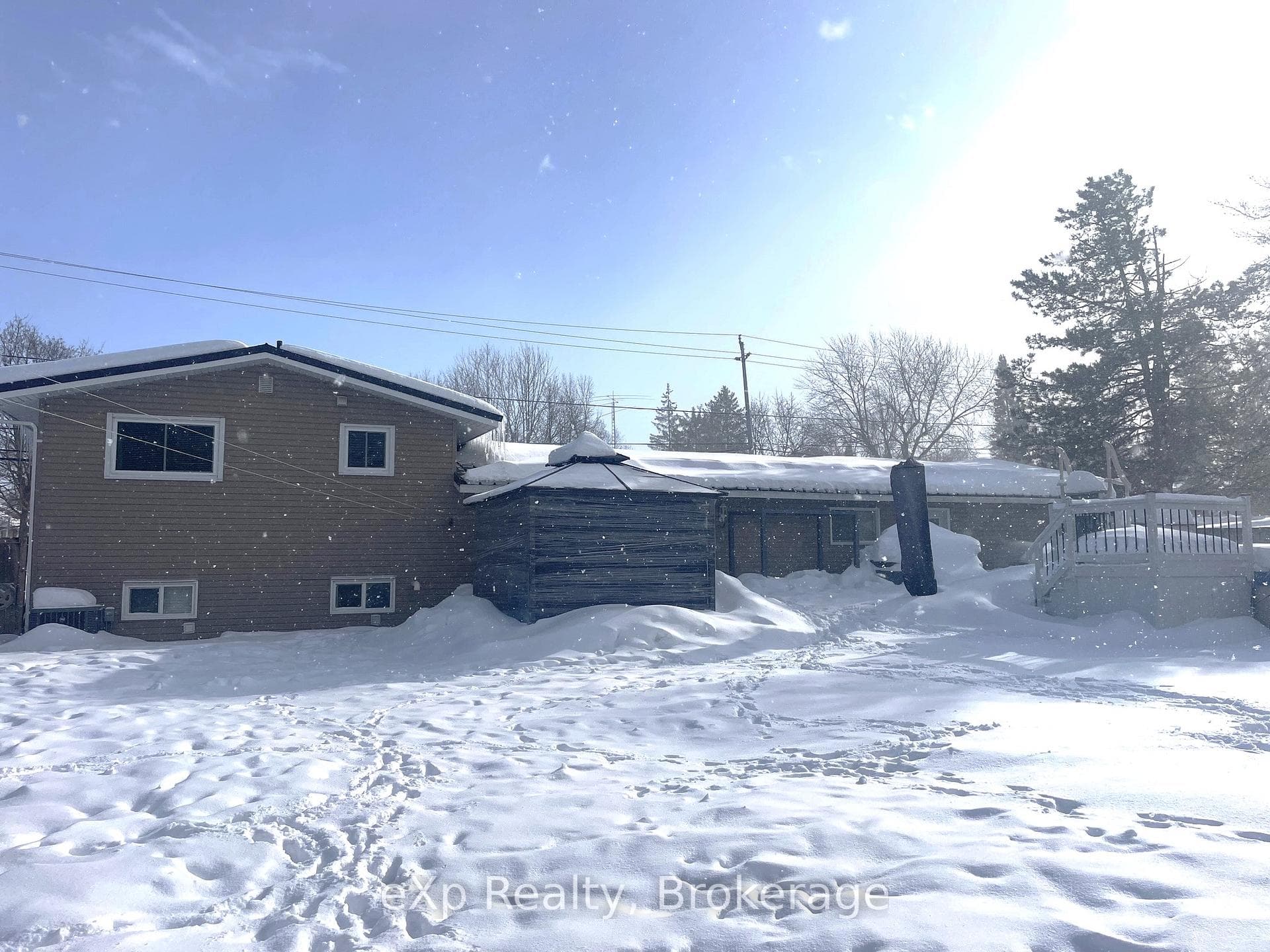 170 11th Avenue photo 3