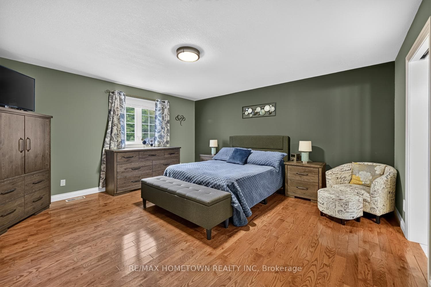 primary bedroom