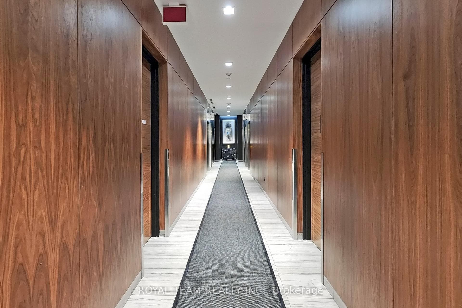 8 Eglinton Avenue Unit 3006 photo 5