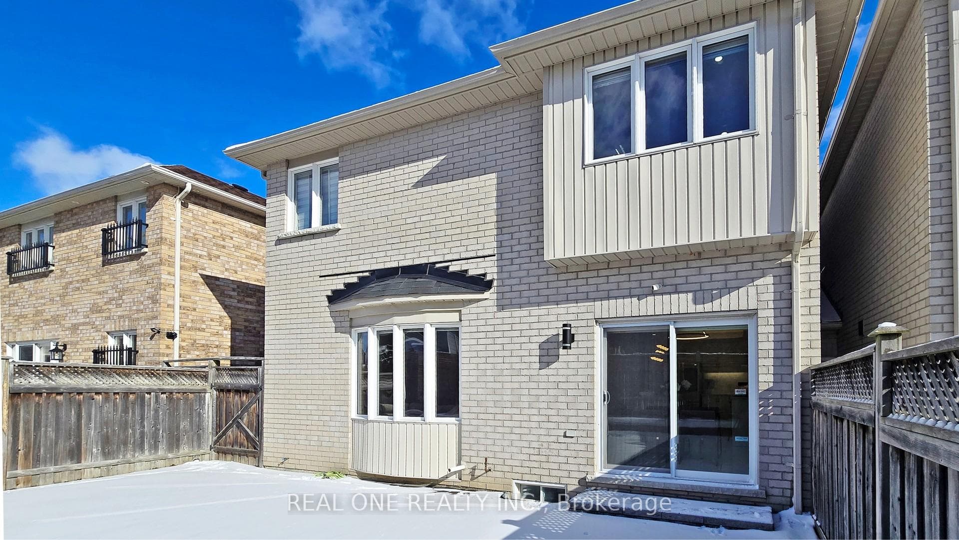 28 Todman Lane photo 40