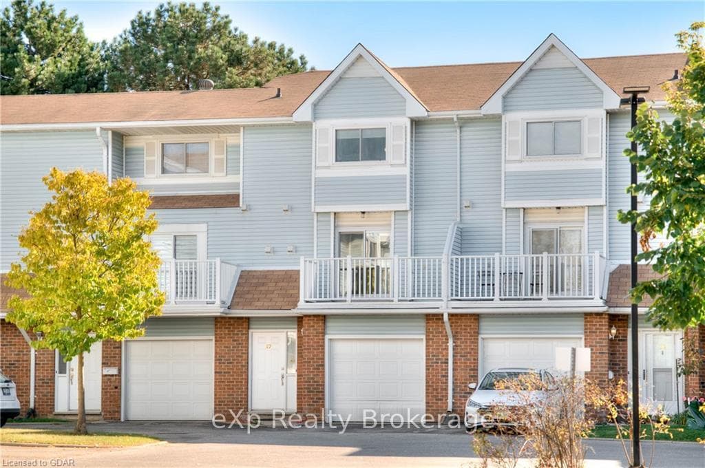 131 TRAYNOR Avenue Unit 17 photo 1