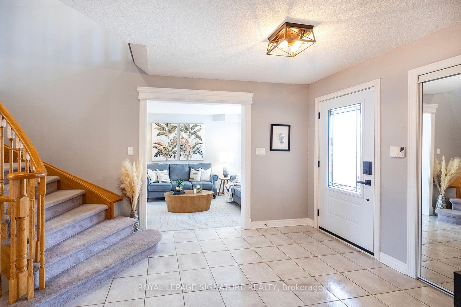 36 Dennis Drive photo 3