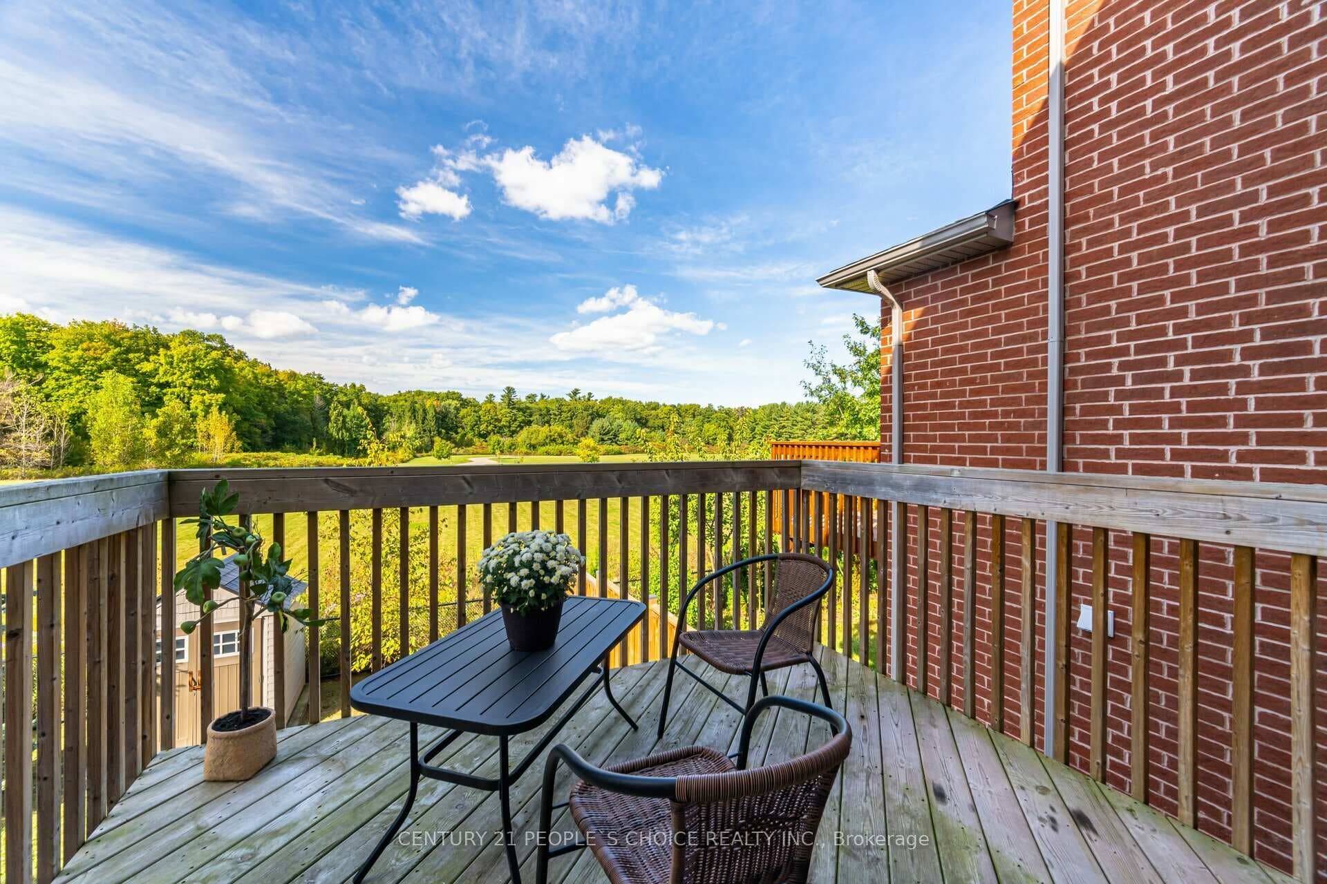 308 Shady Glen Crescent photo 19