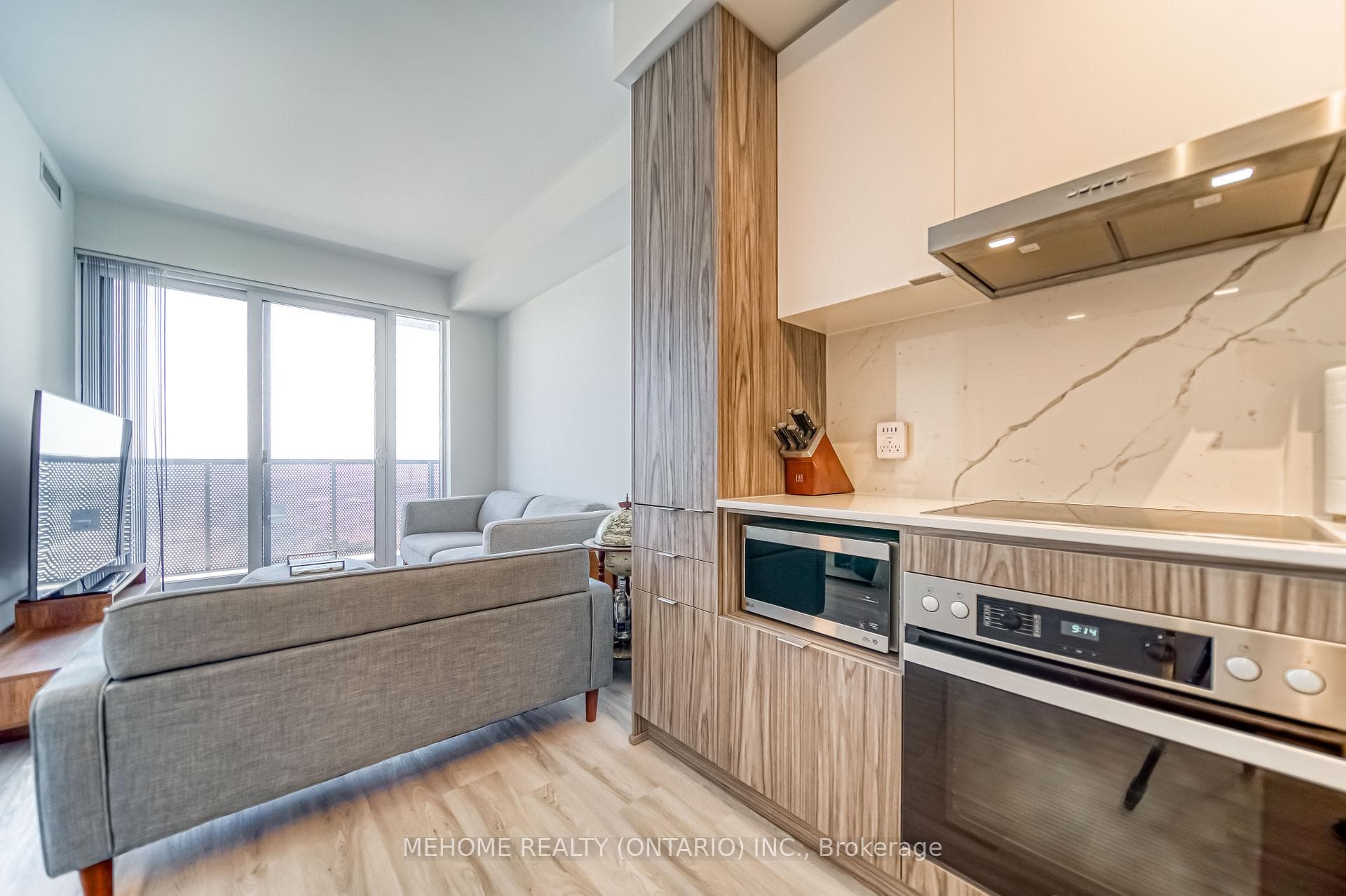 55 cooper Street Unit 6806 photo 16