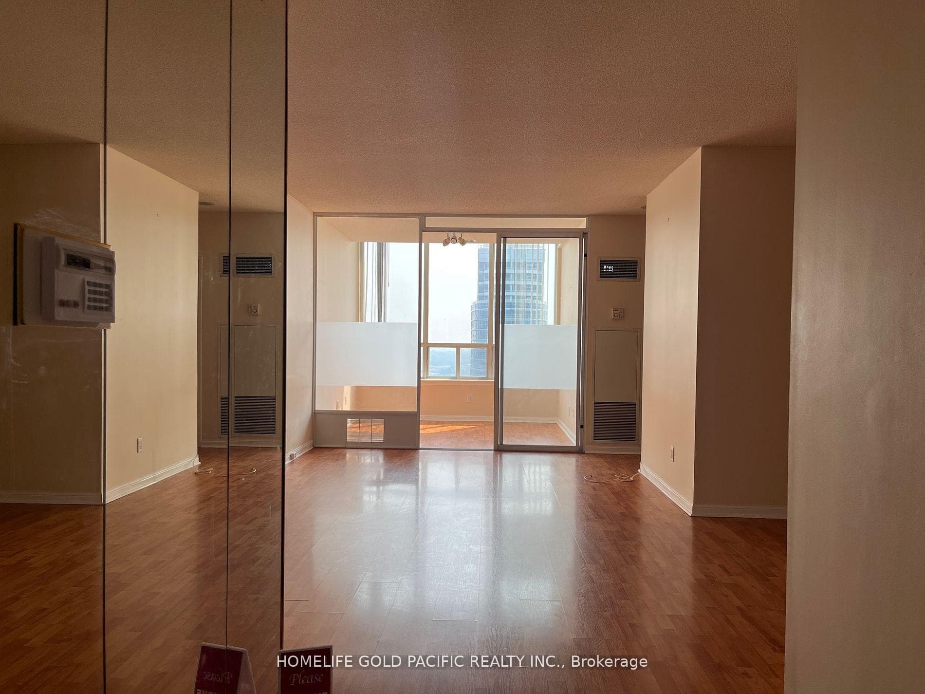 88 Corporate Drive Unit Ph 17 photo 3