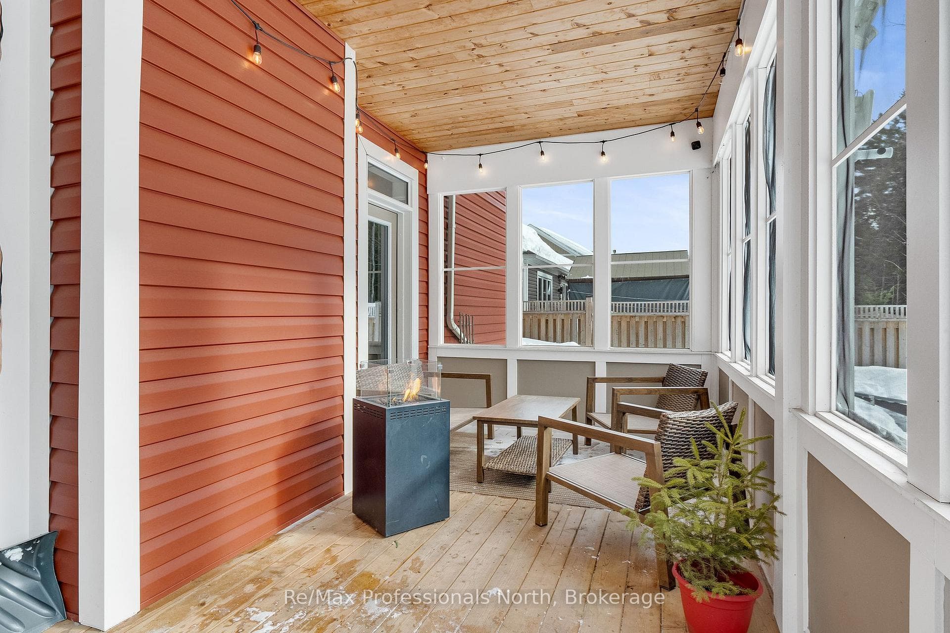 13 Fawnbrook Court photo 43