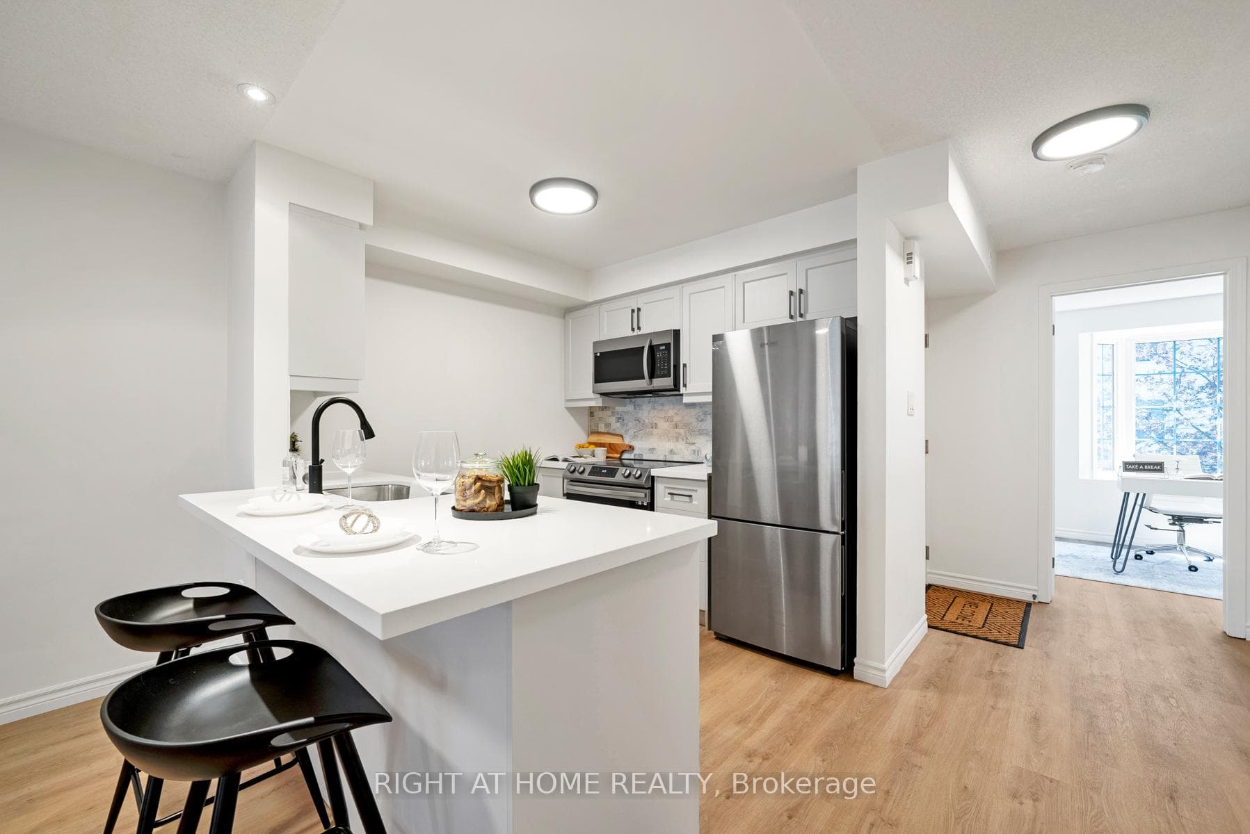 36 Petra Way Unit 2 photo 3