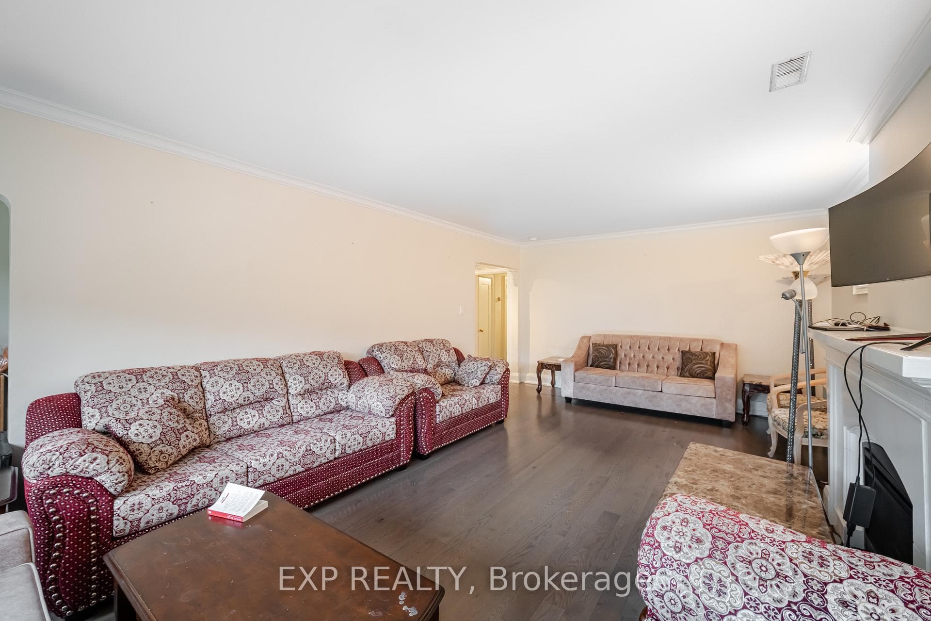 17 Highbourne Road Unit Upper photo 10