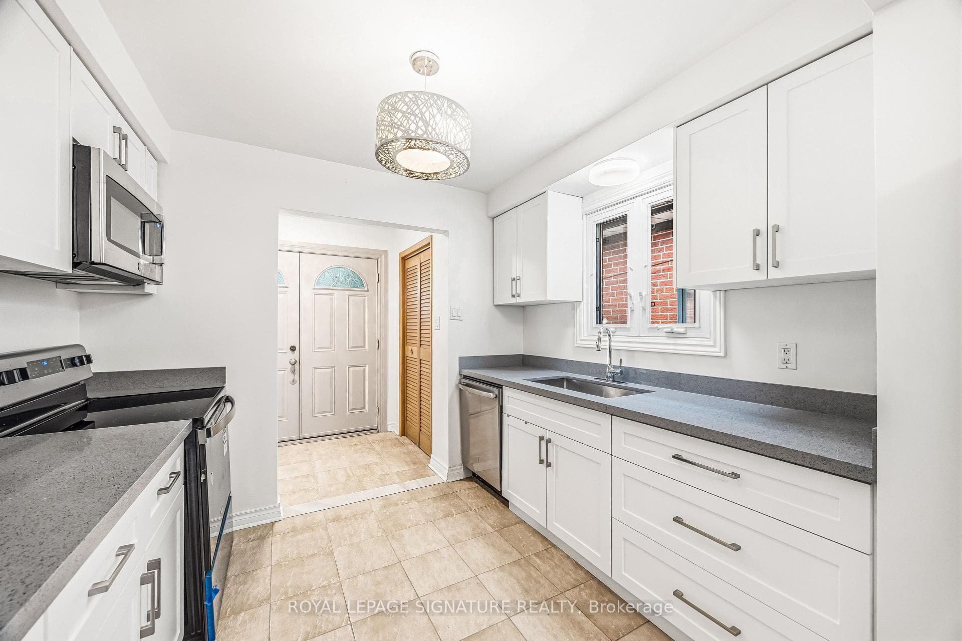 3 Presley Ave - Quartz countertops