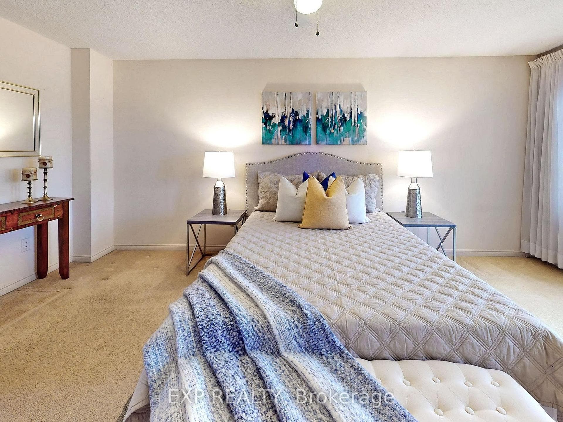 49 Gurr Crescent photo 27