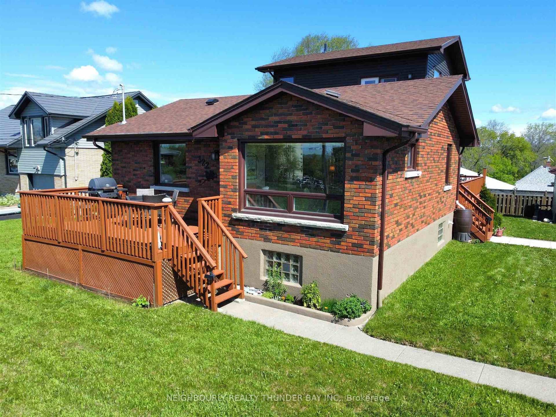 322 Roberta Street photo 1