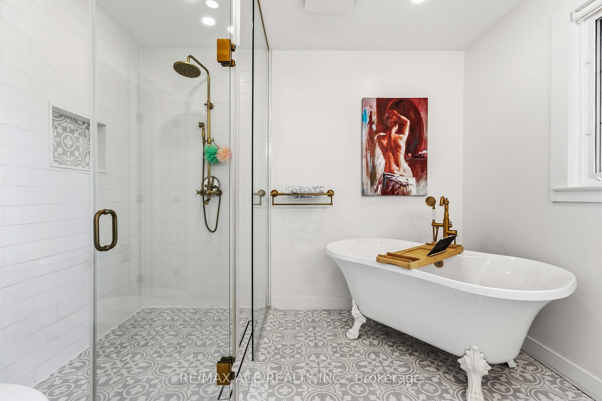 19 Barker Court photo 32